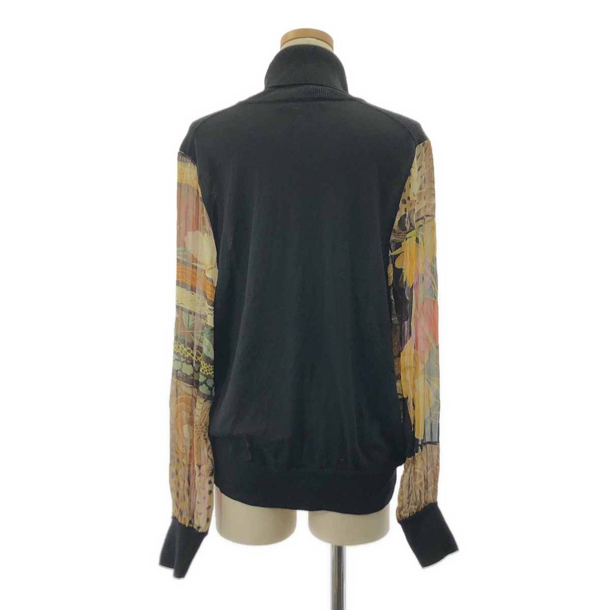 Salvatore Ferragamo / サルヴァトーレフェラガモ シルク ウール 異素材 切替  総柄 アニマル タートルネック ニット セーター