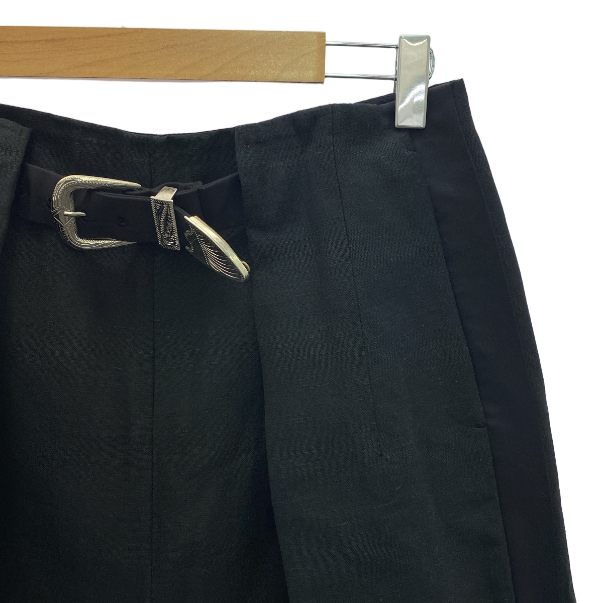 TOGA PULLA / トーガプルラ シャンブレーウール コンチョ サイドライン パンツ