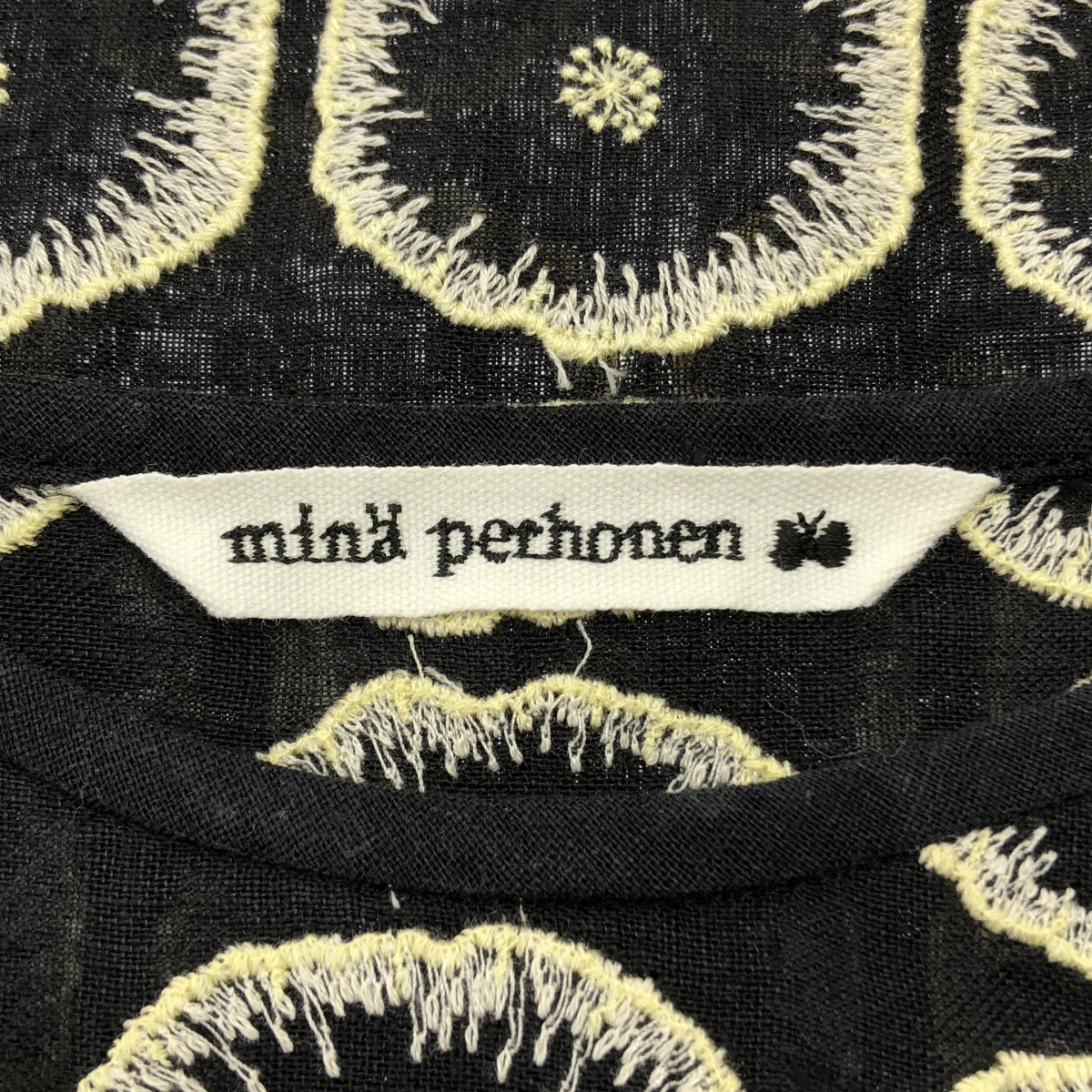 mina perhonen / ミナペルホネン jelly flower リネン エンブロイダリー トップス