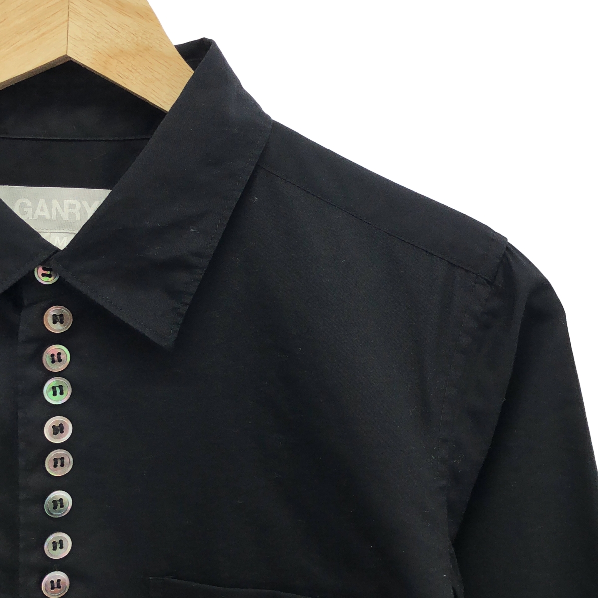 GANRYU / ガンリュウ コットン ボタンデティールシャツ