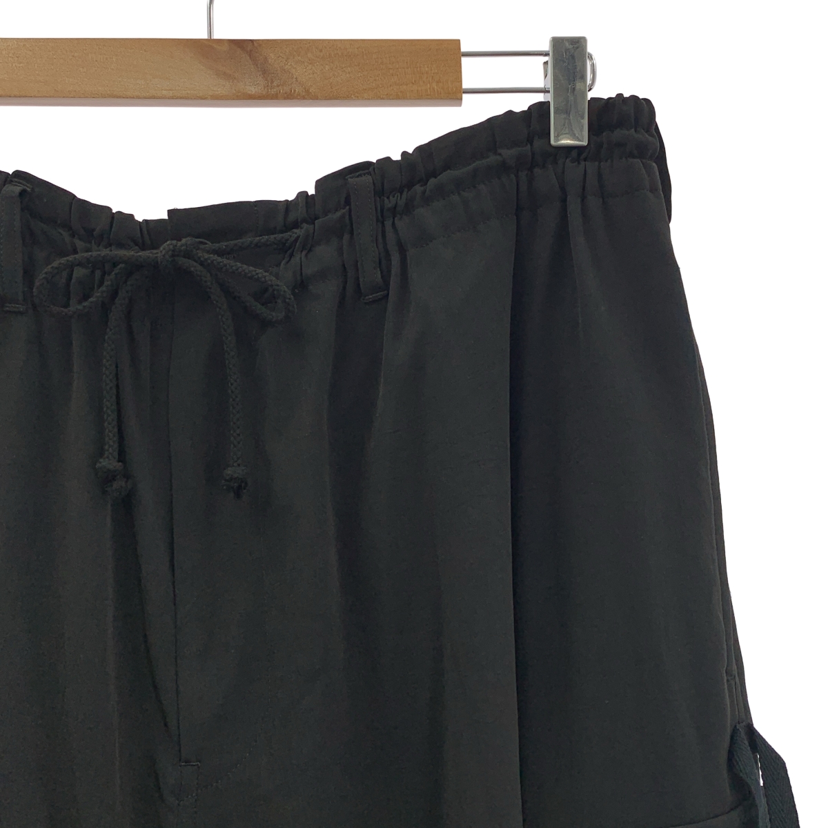 S'YTE YOHJI YAMAMOTO / サイトヨウジヤマモト CREPE de CHINE ARMY TECHNO PANTS / ドローストリング ワイド カーゴパンツ