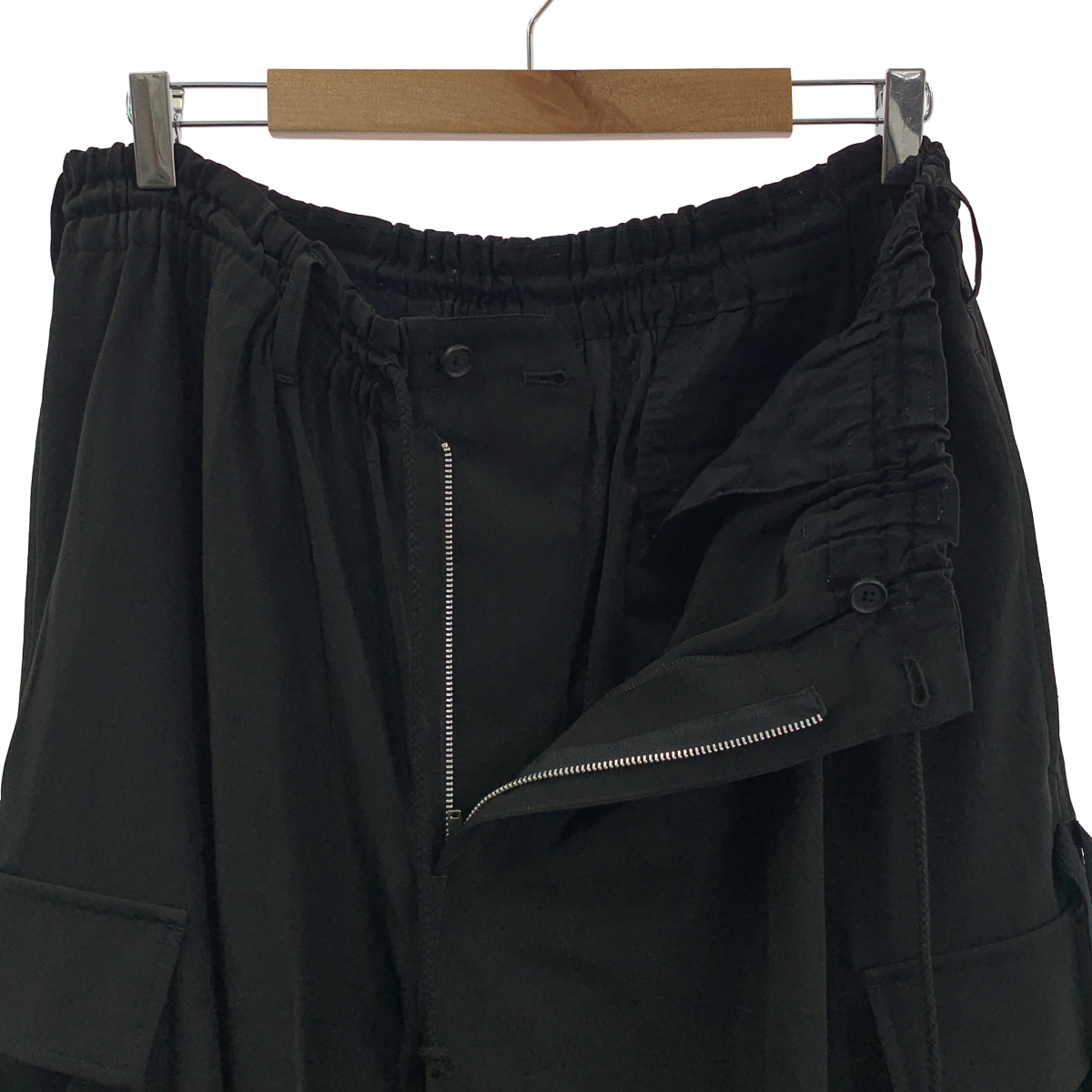 S'YTE YOHJI YAMAMOTO / サイトヨウジヤマモト CREPE de CHINE ARMY TECHNO PANTS / ドローストリング ワイド カーゴパンツ