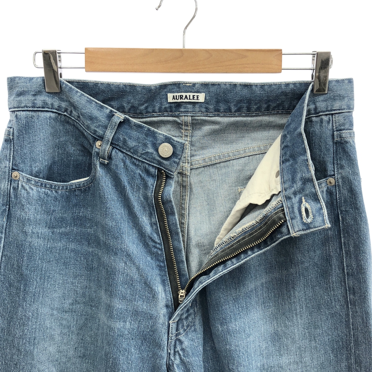 AURALEE / オーラリー SELVEDGE FADED LIGHT DENIM PANTS セルビッジ フェイデッド ライト デニムパンツ