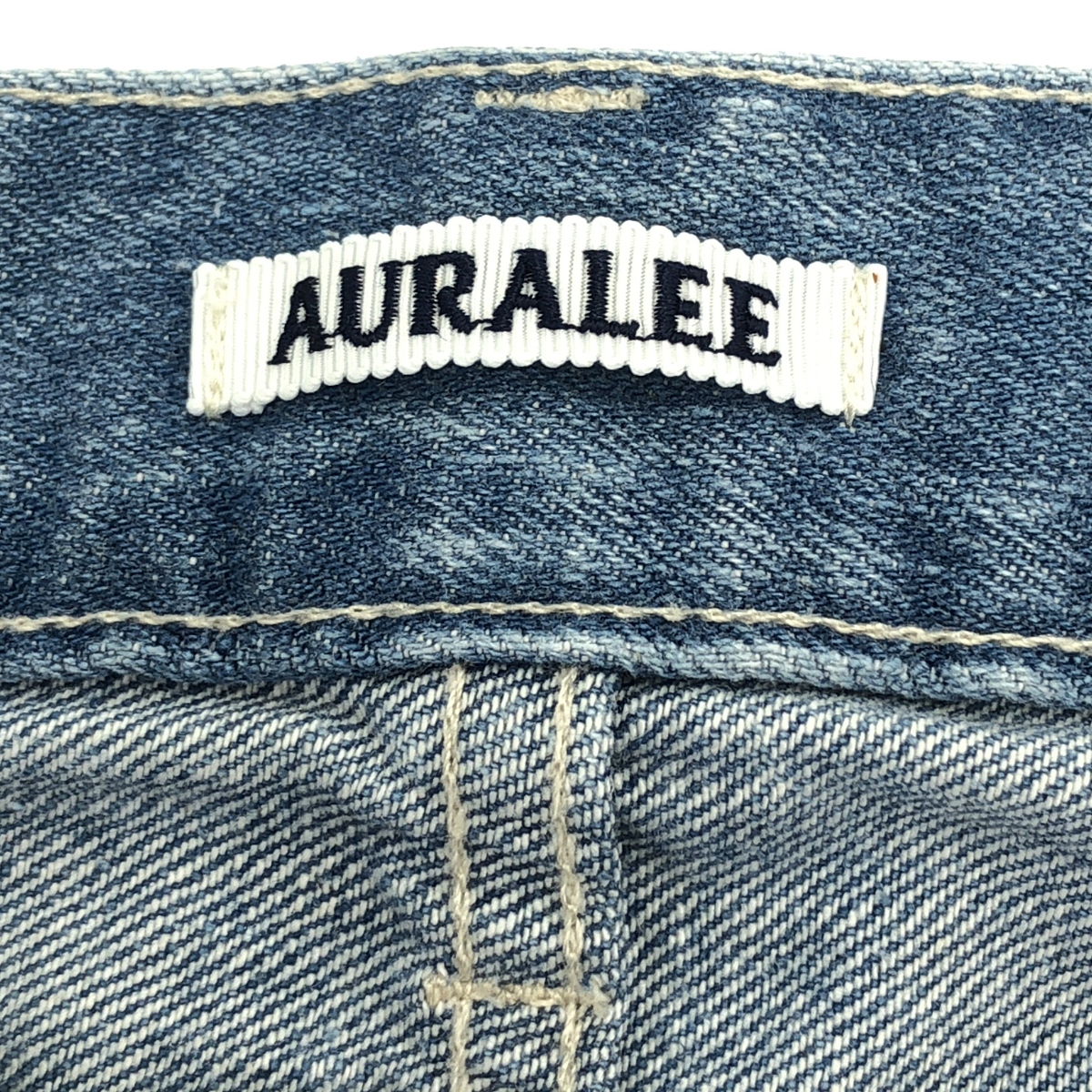 AURALEE / オーラリー SELVEDGE FADED LIGHT DENIM PANTS セルビッジ フェイデッド ライト デニムパンツ
