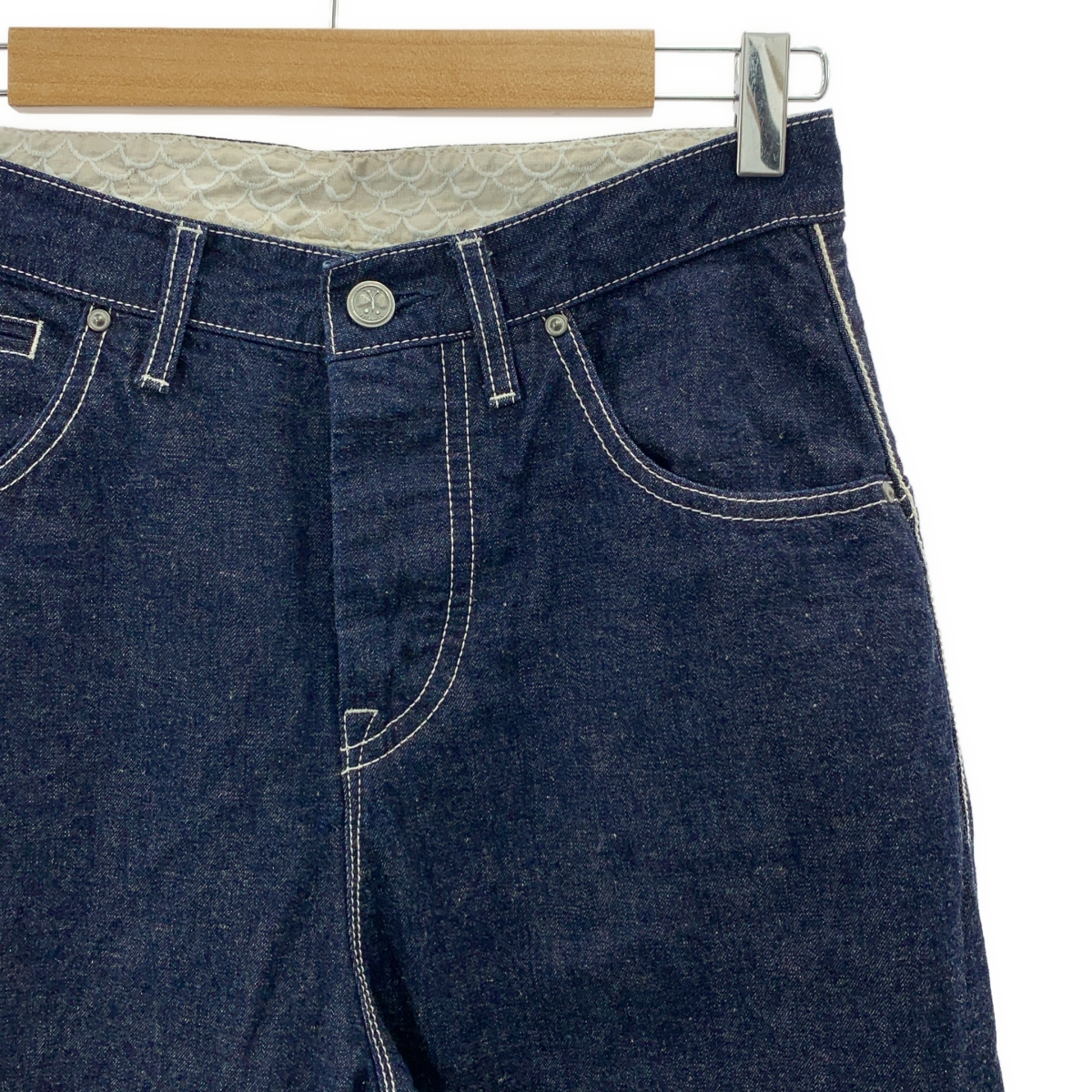 mina perhonen / ミナペルホネン every day / エブリデイ レザーパッチ 濃紺デニムパンツ