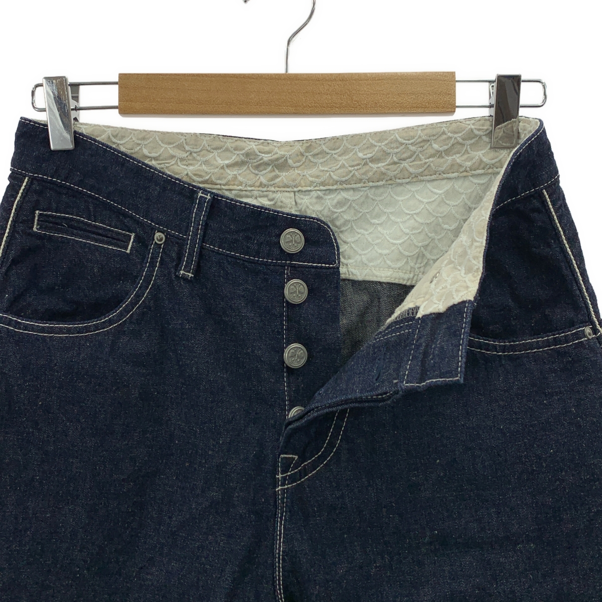 mina perhonen / ミナペルホネン every day / エブリデイ レザーパッチ 濃紺デニムパンツ