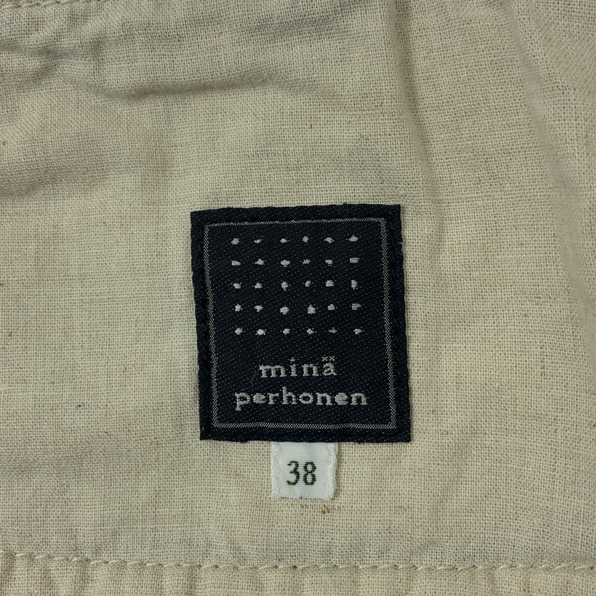 mina perhonen / ミナペルホネン every day / エブリデイ レザーパッチ 濃紺デニムパンツ