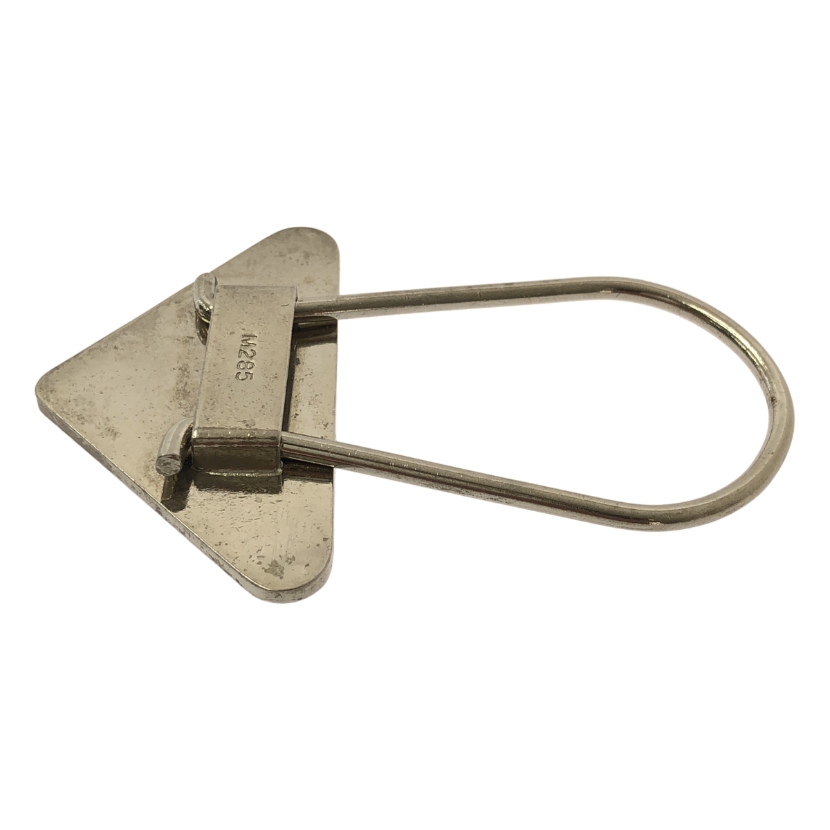 PRADA / プラダ 三角 ロゴプレート キーリング / M285