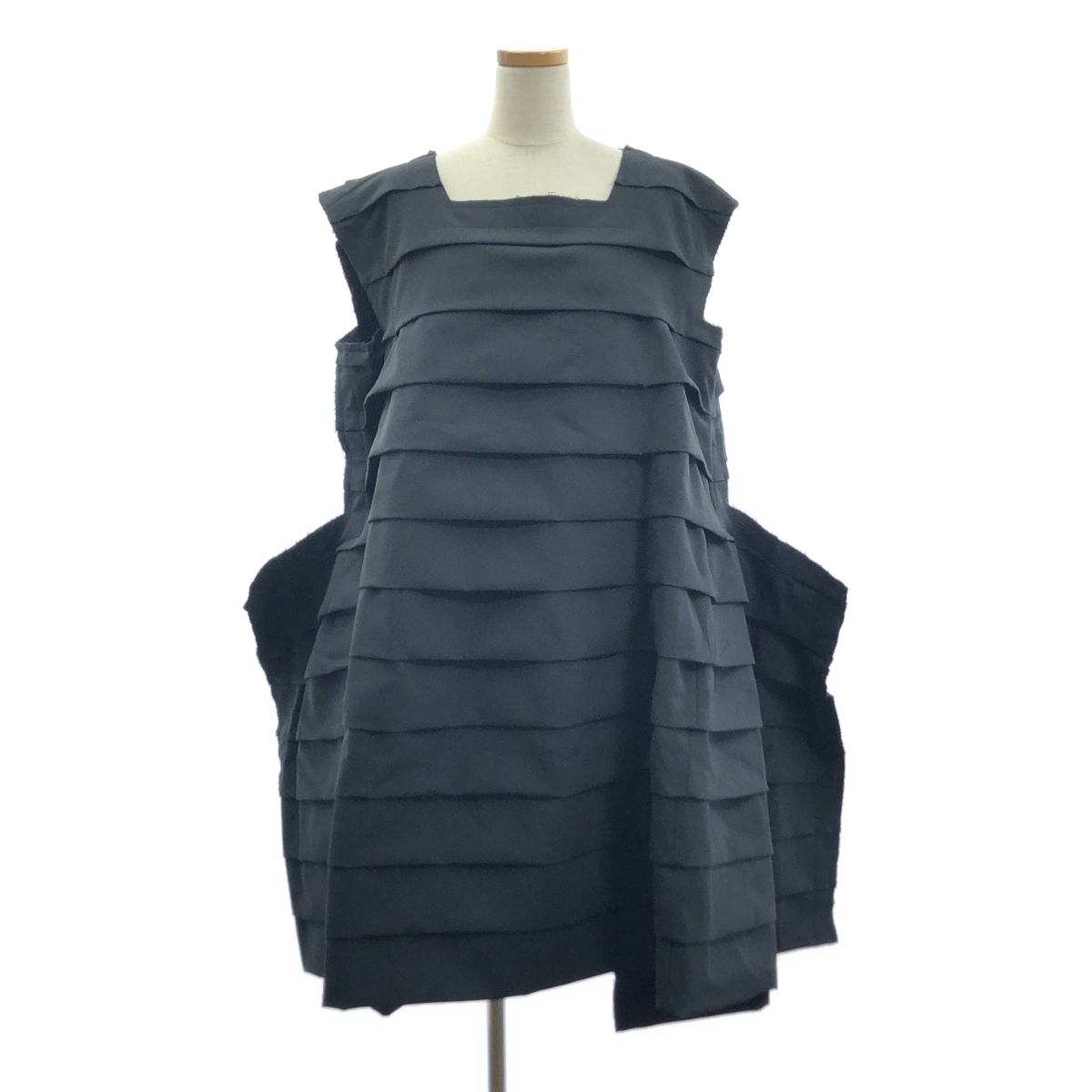 COMME des GARCONS / コムデギャルソン