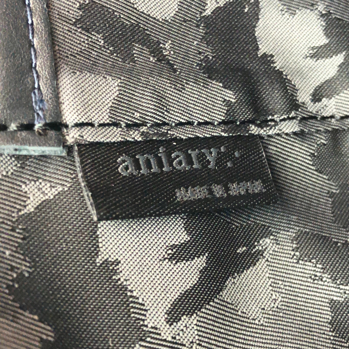 aniary / アニアリ アンティークレザー ショルダーバッグ