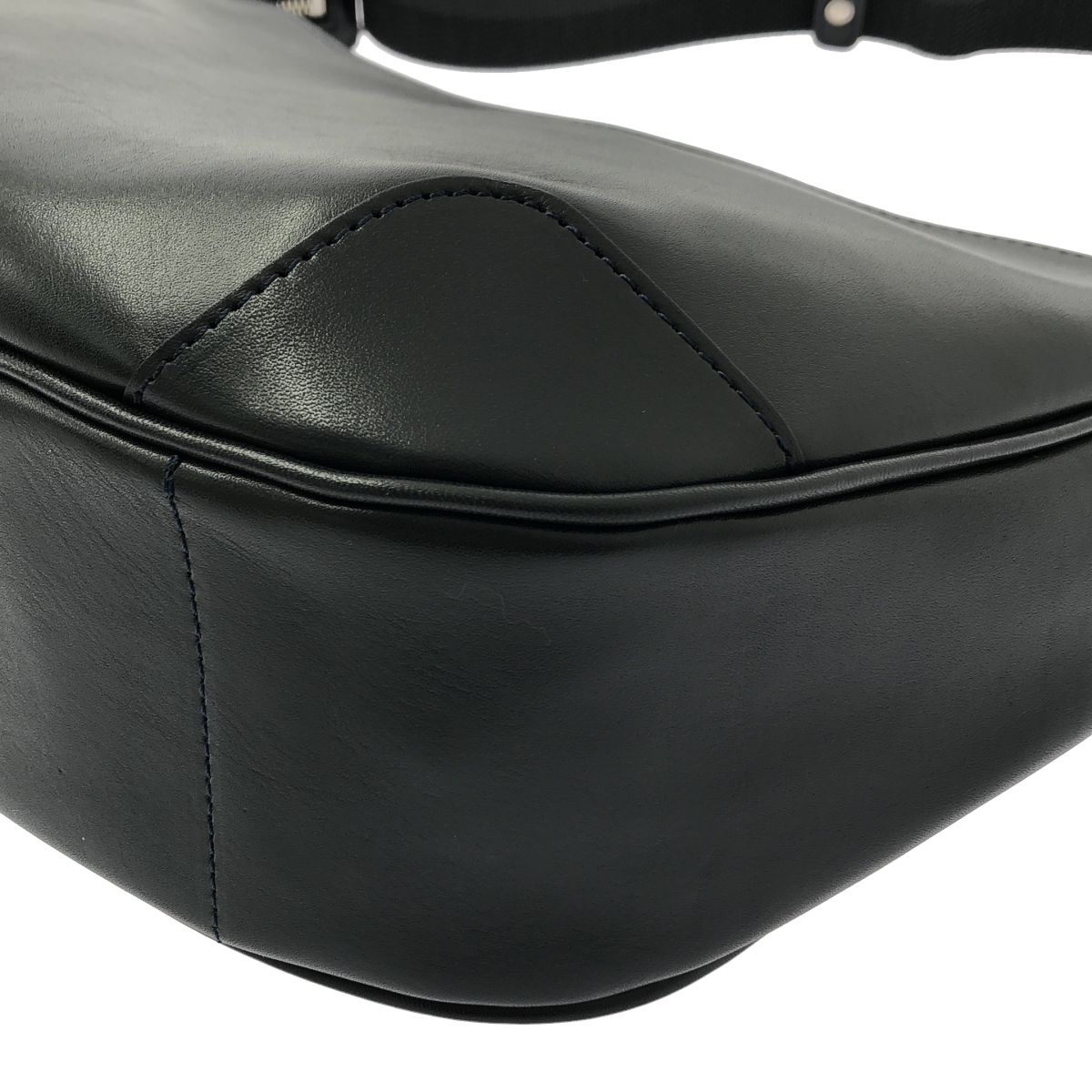 aniary / アニアリ アンティークレザー ショルダーバッグ