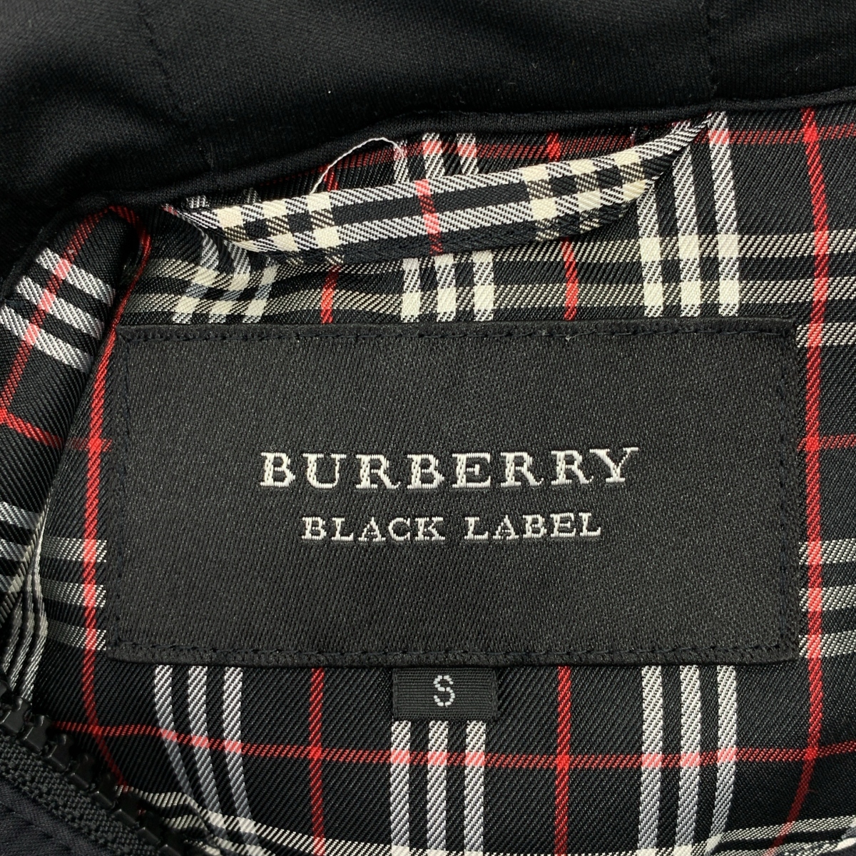 その他 ワッペン フーデッド ダウンジャケット