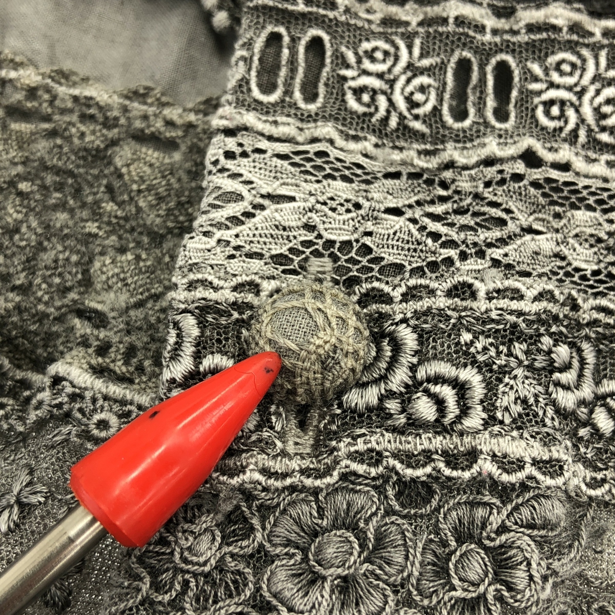 robe de chambre COMME des GARCONS / ローブドシャンブルコムデギャルソン レース ギャザー ボタンデティール シャツ