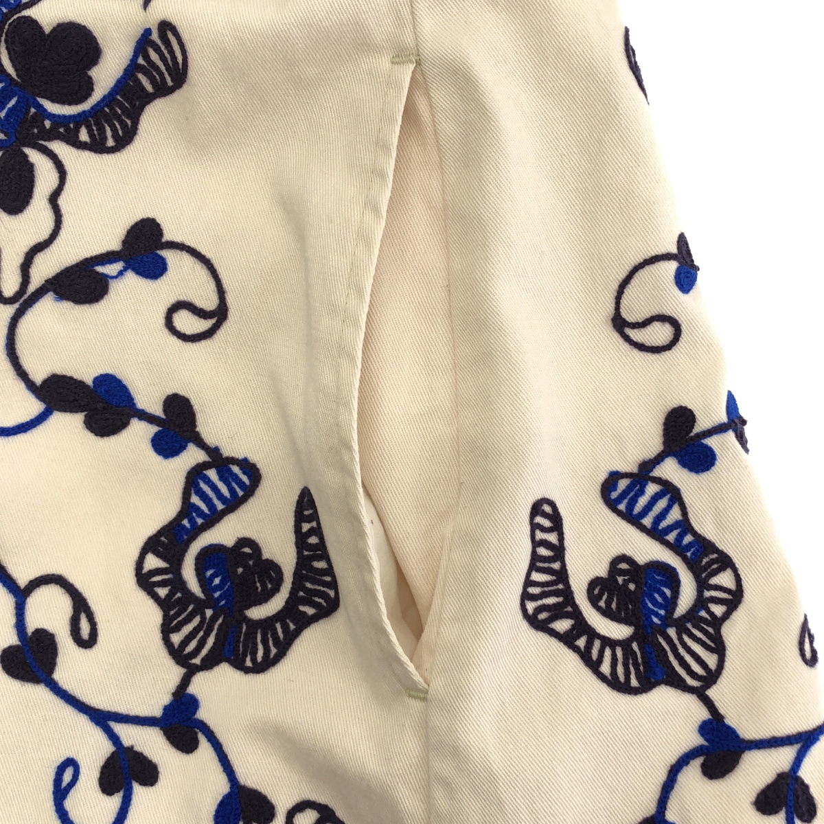 sara mallika / サラマリカ エンブロイダリー ポケット付き カシュクール ロング ベスト / 総裏地