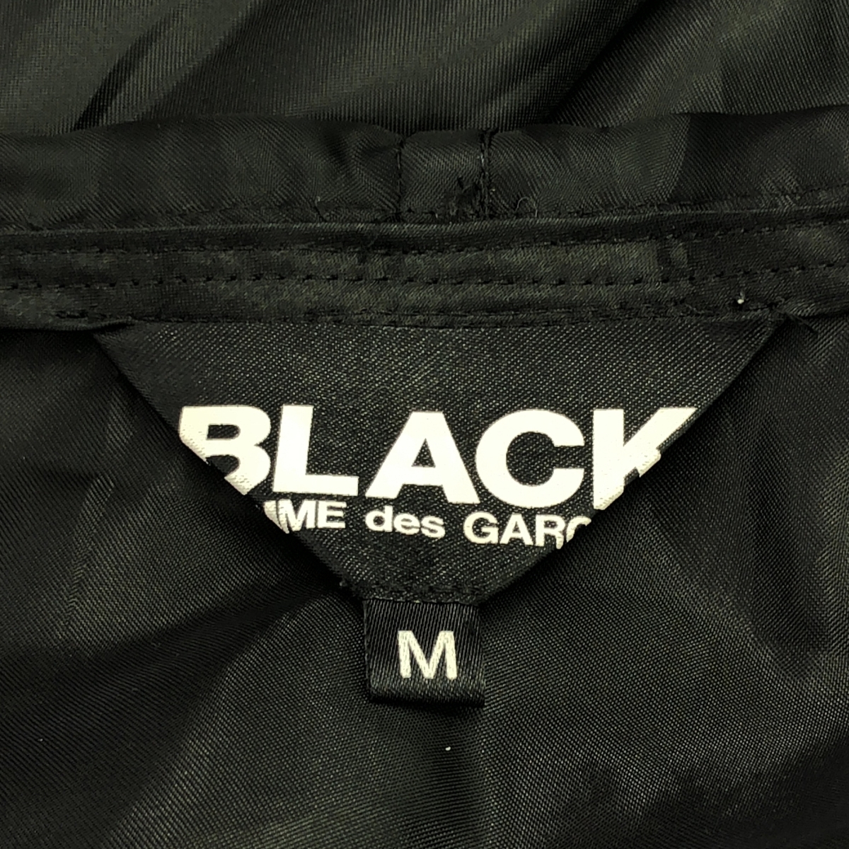 BLACK COMME des GARCONS / ブラックコムデギャルソン バックロゴ フーデッドジャケット