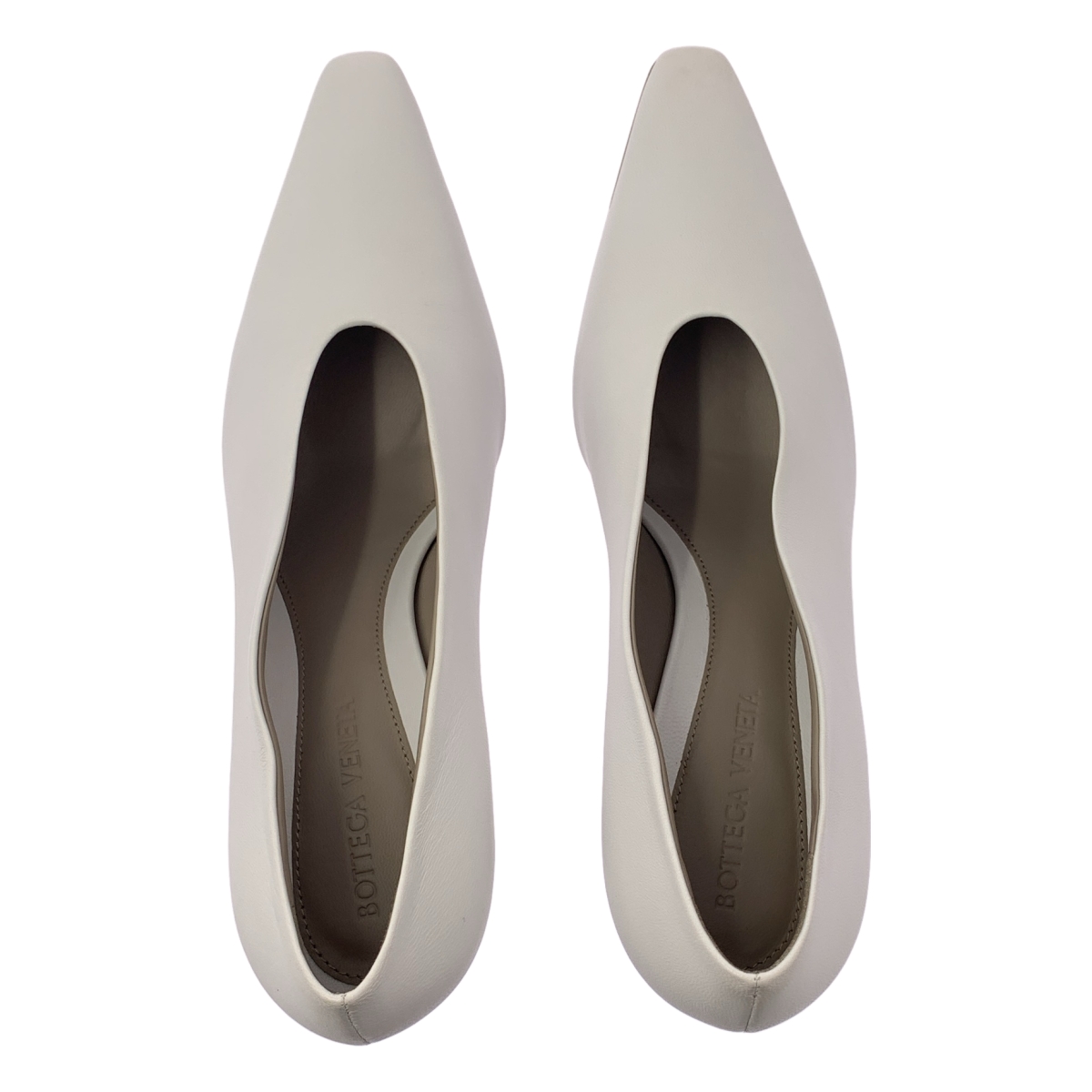 BOTTEGA VENETA / ボッテガヴェネタ Almond アーモンド トゥ ヒール パンプス
