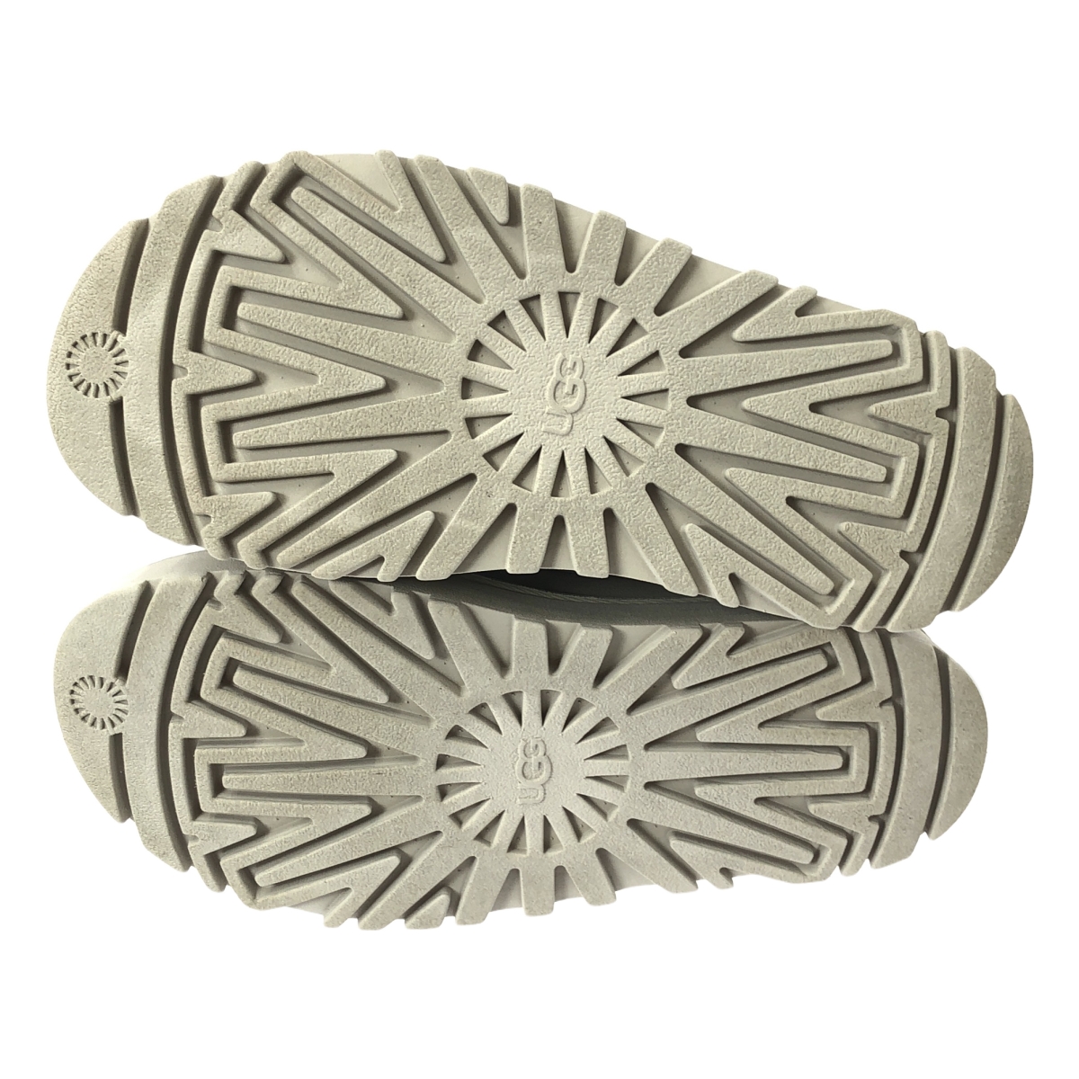 UGG / アグ GOLDENGLOW ゴールデングロウ フットベット プラットフォームサンダル