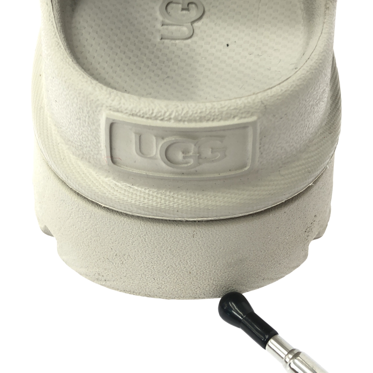 UGG / アグ GOLDENGLOW ゴールデングロウ フットベット プラットフォームサンダル