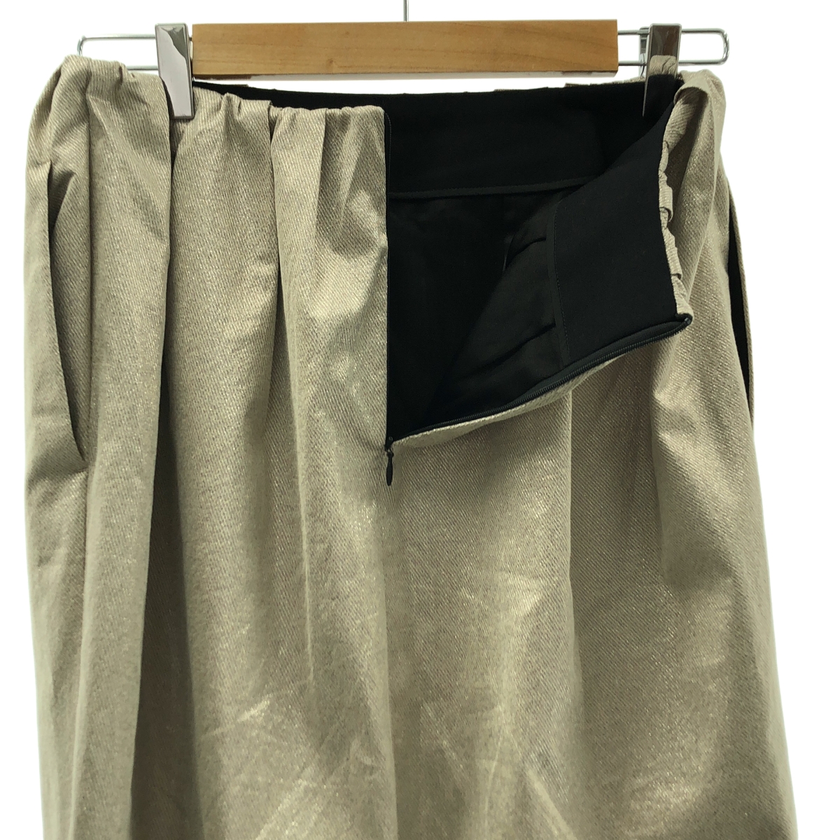 BLAMINK / ブラミンク ラメ ギャザー バック スリット スカート