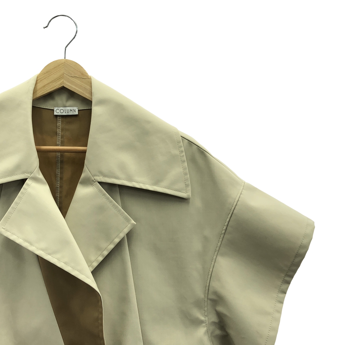 COLUMN / コラム ボンディング ジレ ショート スリーブ コート