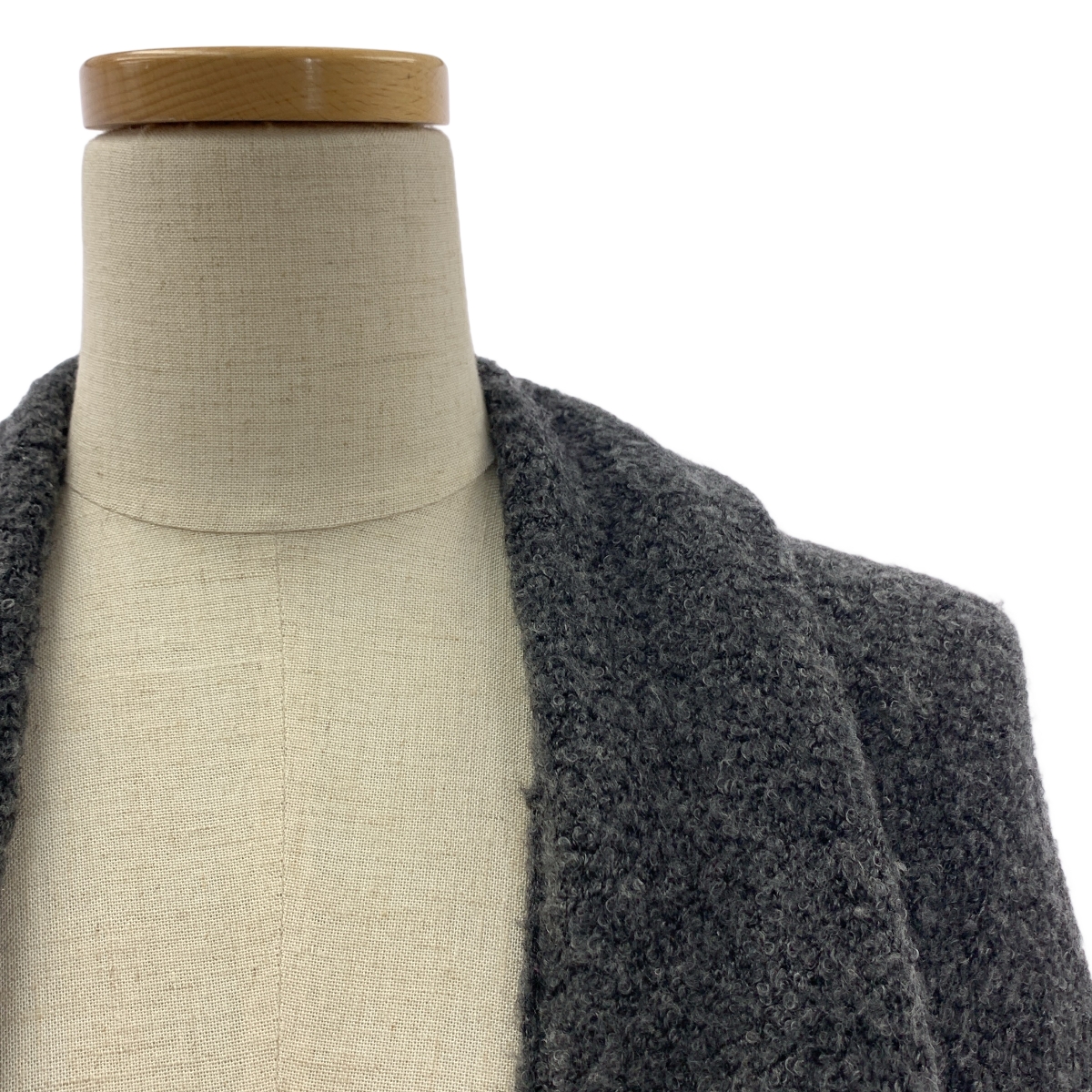 LIMI feu / リミフゥ トライアングル フリンジ ショール ストール