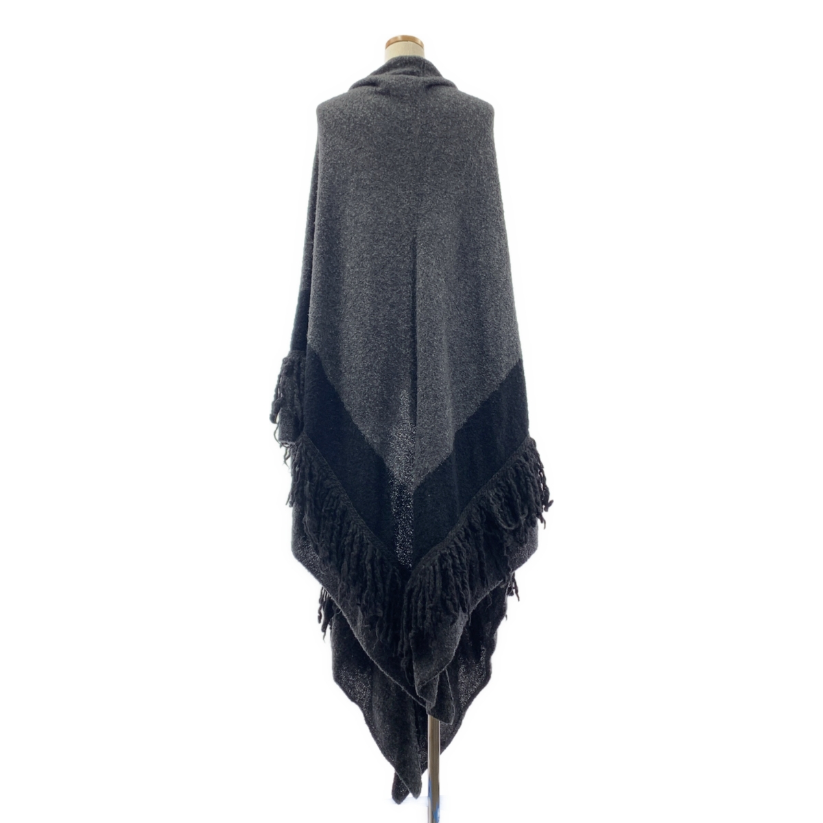 LIMI feu / リミフゥ トライアングル フリンジ ショール ストール