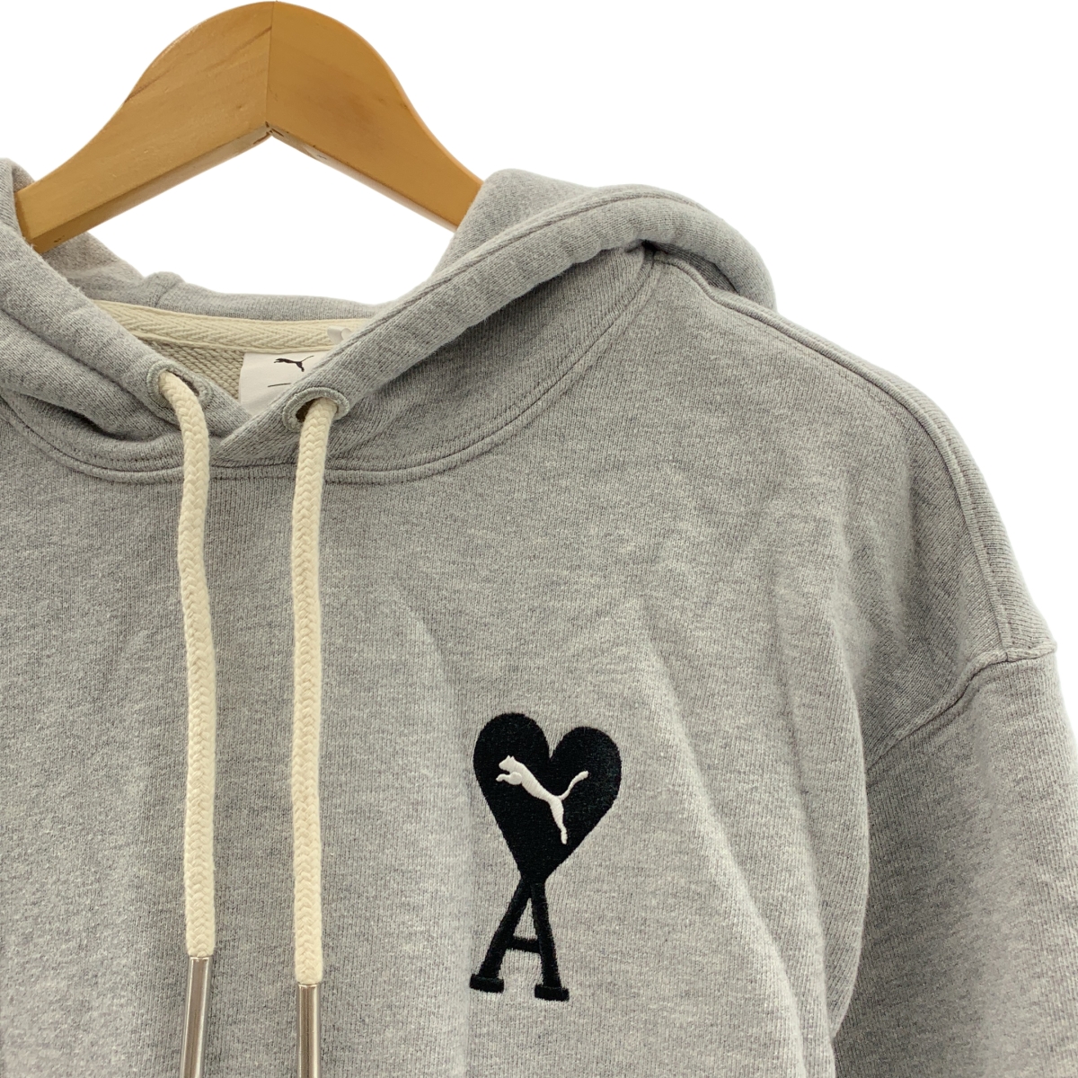 AMI Alexandre Mattiussi / アミ・アレクサンドルマテュッシ × PUMA / ワッペン フーデッド トレーナー