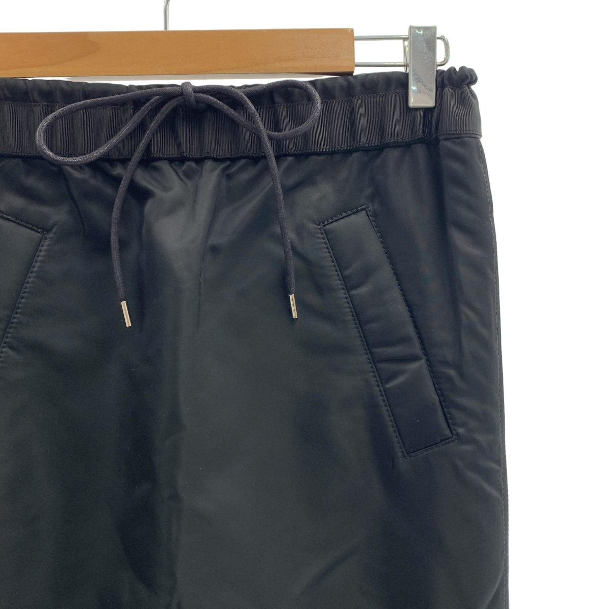 sacai / サカイ Nylon Twill Skirt サイドジップ プリーツ ロングスカート