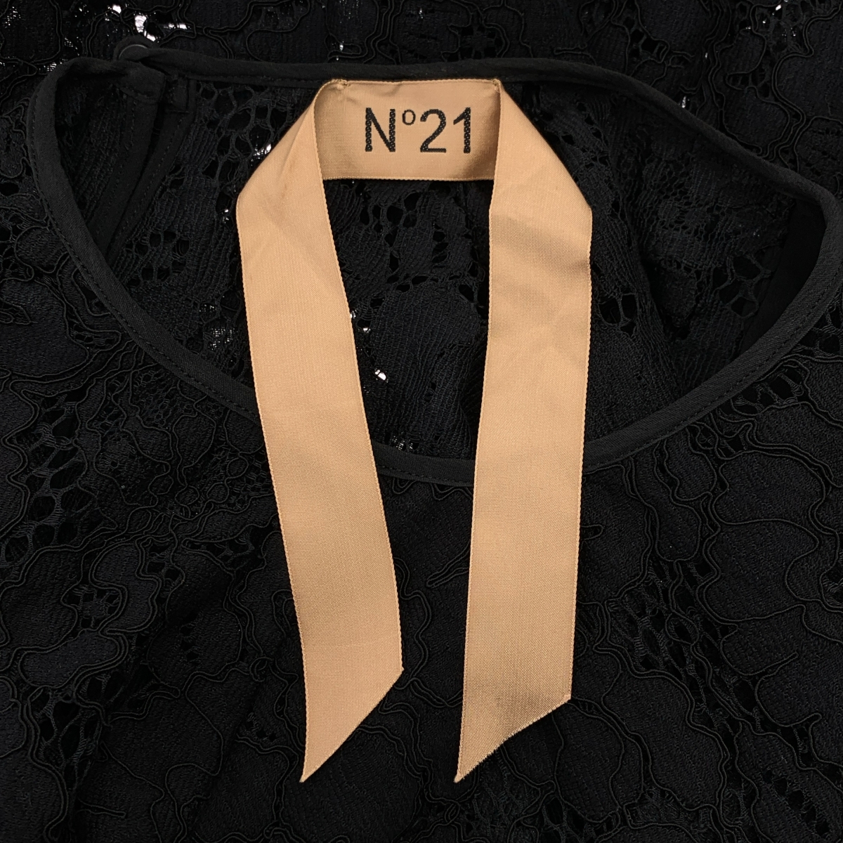 N°21 / ヌメロヴェントゥーノ レース スモック プルオーバー ブラウス シャツ