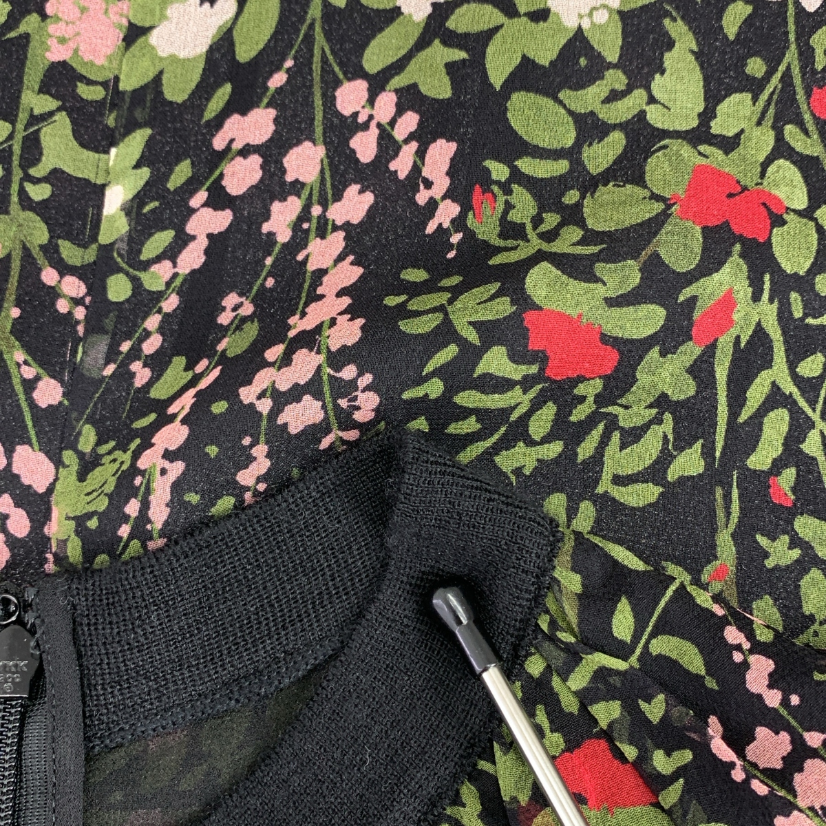 その他 フラワープリント タック プリーツ プルオーバー