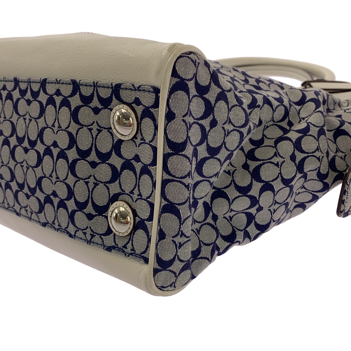 COACH / コーチ レザーハンドル シグネチャー タッセル トートバッグ