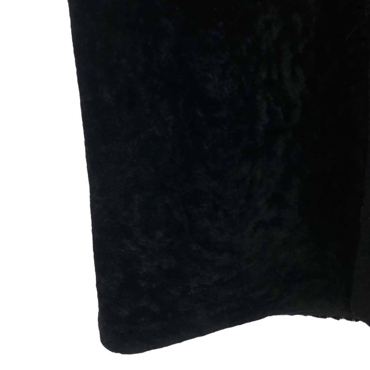 32PARADIS / トラントドゥパラディ リバーシブル ノーカラー フーデッド ムートンコート