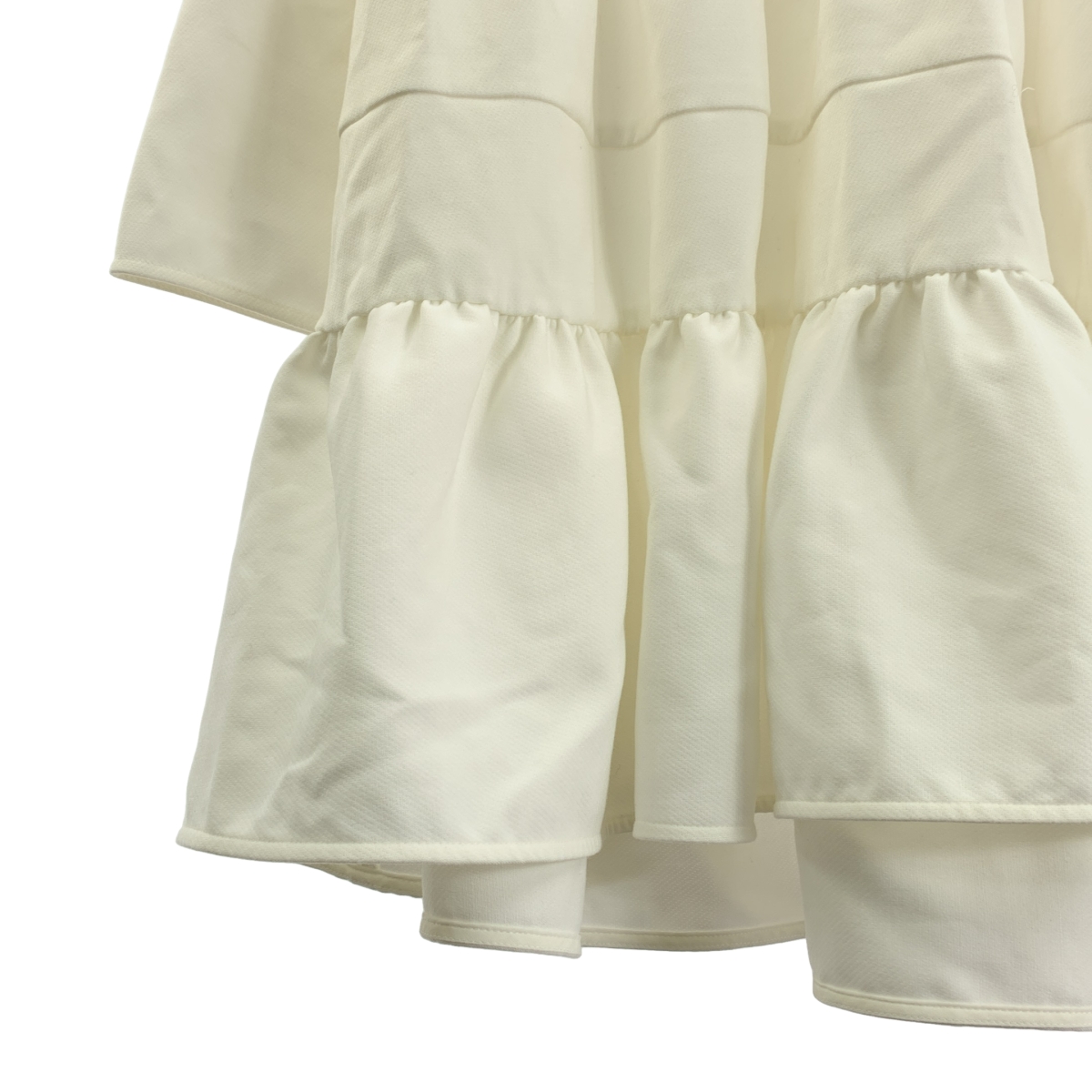 yori / ヨリ マット ダブルクロス ティアード ブラウス カットソー