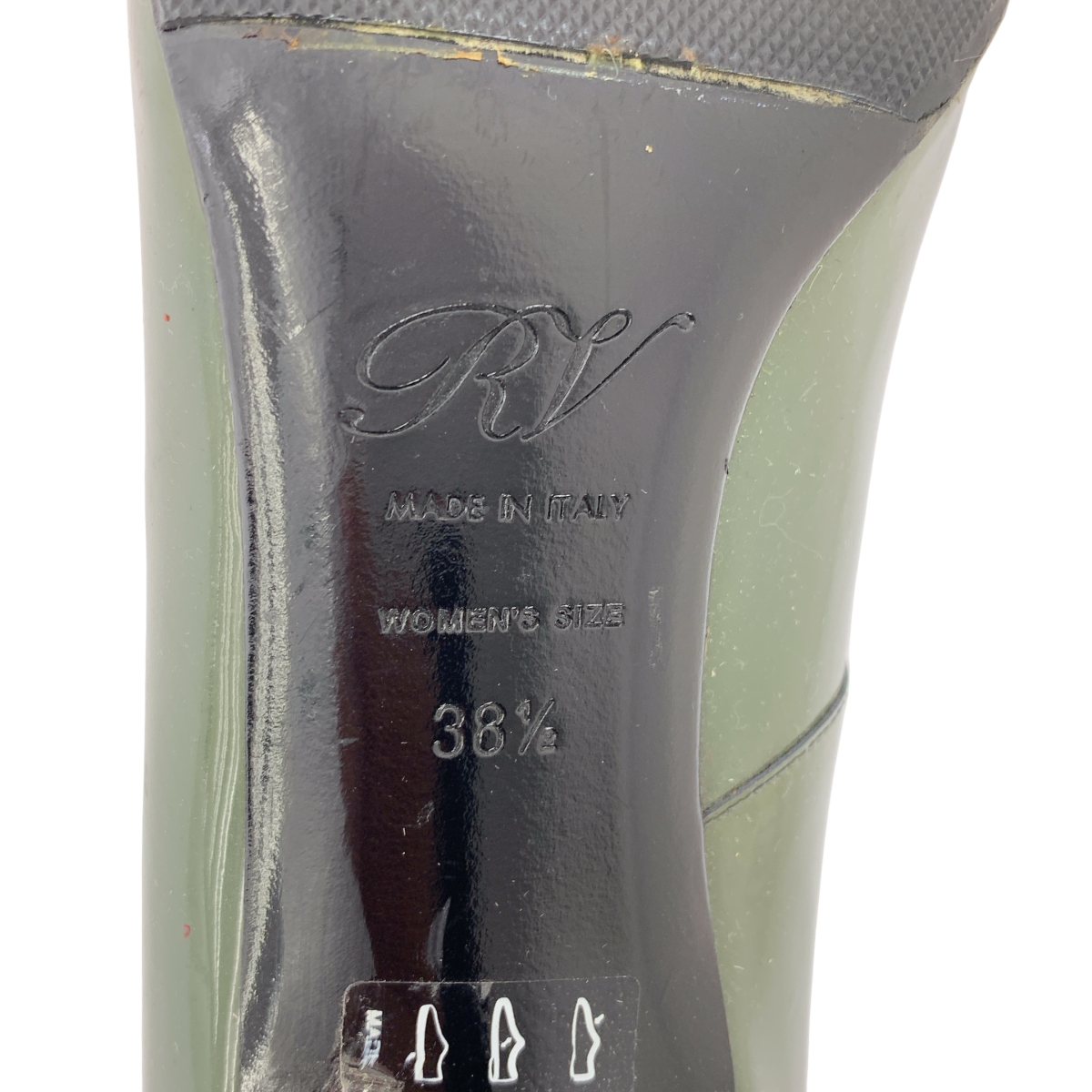 Roger Vivier / ロジェ・ヴィヴィエ パテントレザー ロゴ ヒール パンプス