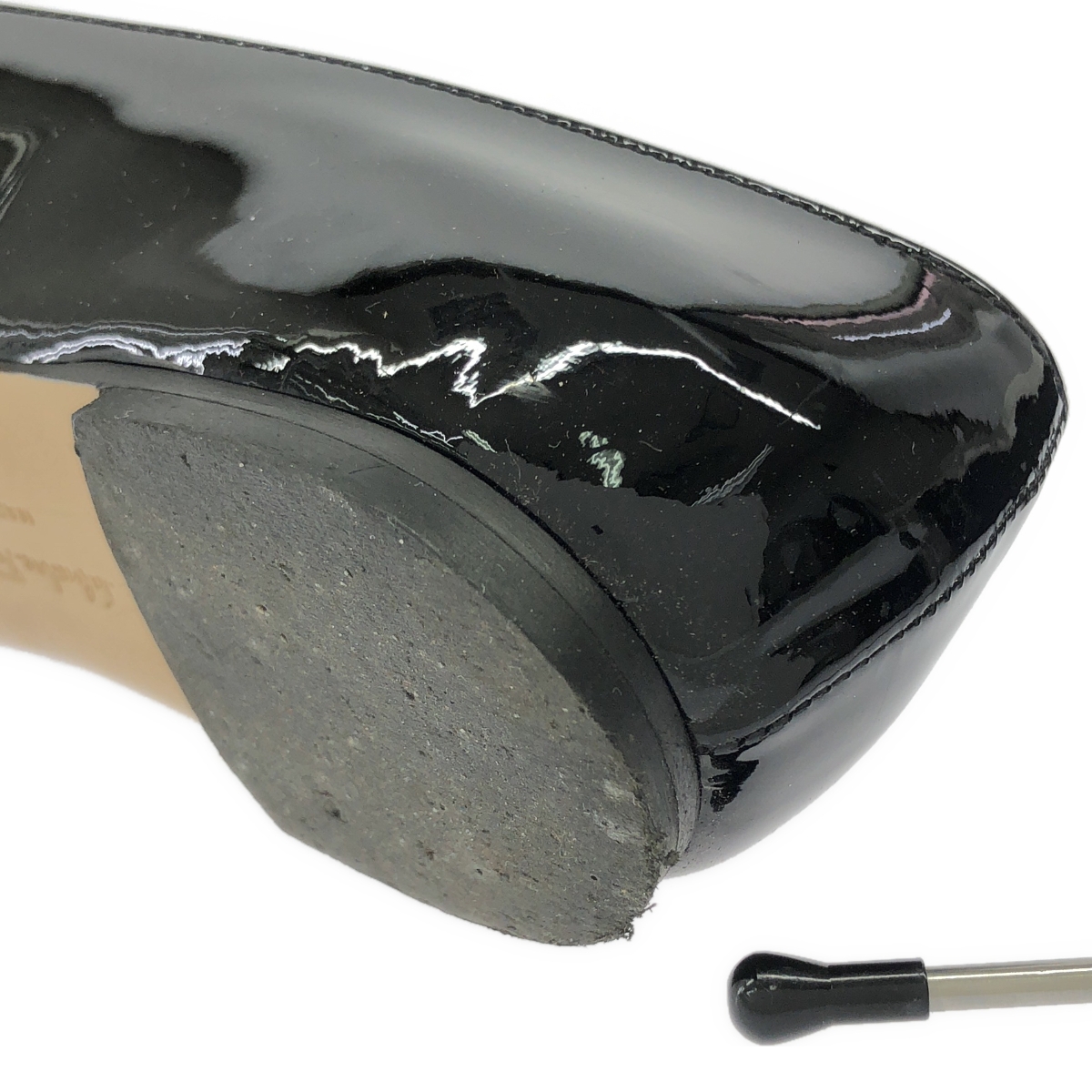 Salvatore Ferragamo / サルヴァトーレフェラガモ パテントレザー ロゴ フラットパンプス シューズ