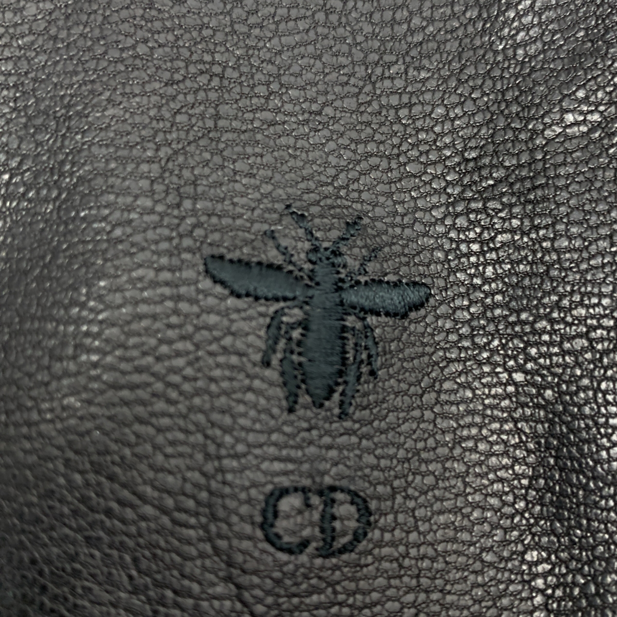 Christian Dior / クリスチャンディオール Bee刺しゅう バックスタッズ装飾 ライダースレザージャケット