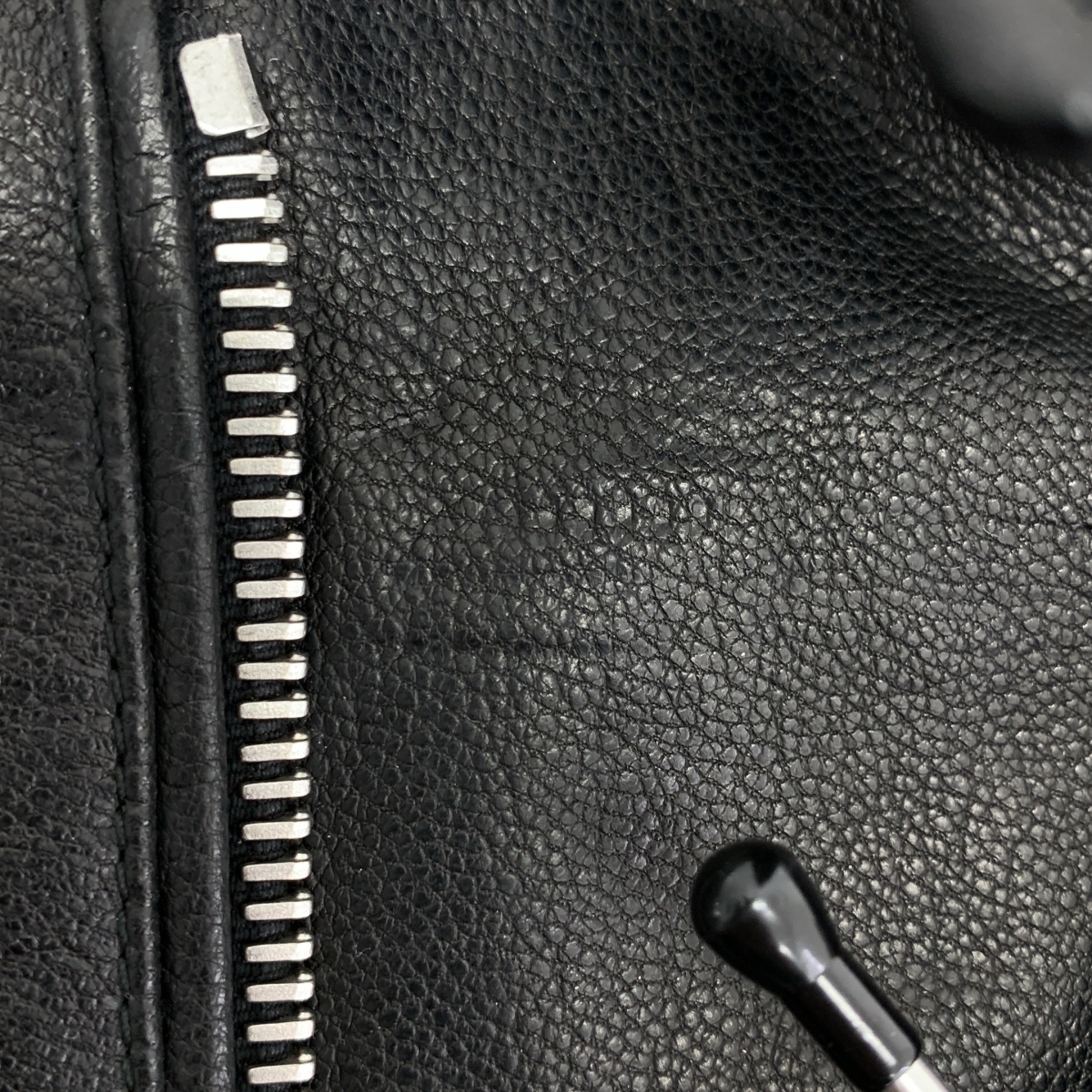 Christian Dior / クリスチャンディオール Bee刺しゅう バックスタッズ装飾 ライダースレザージャケット