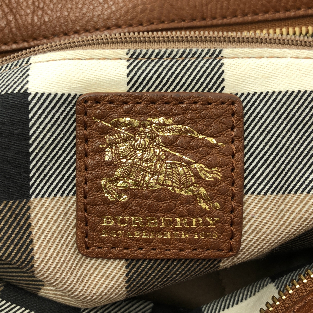 Burberry / バーバリー ロゴ 刺しゅう トートバッグ