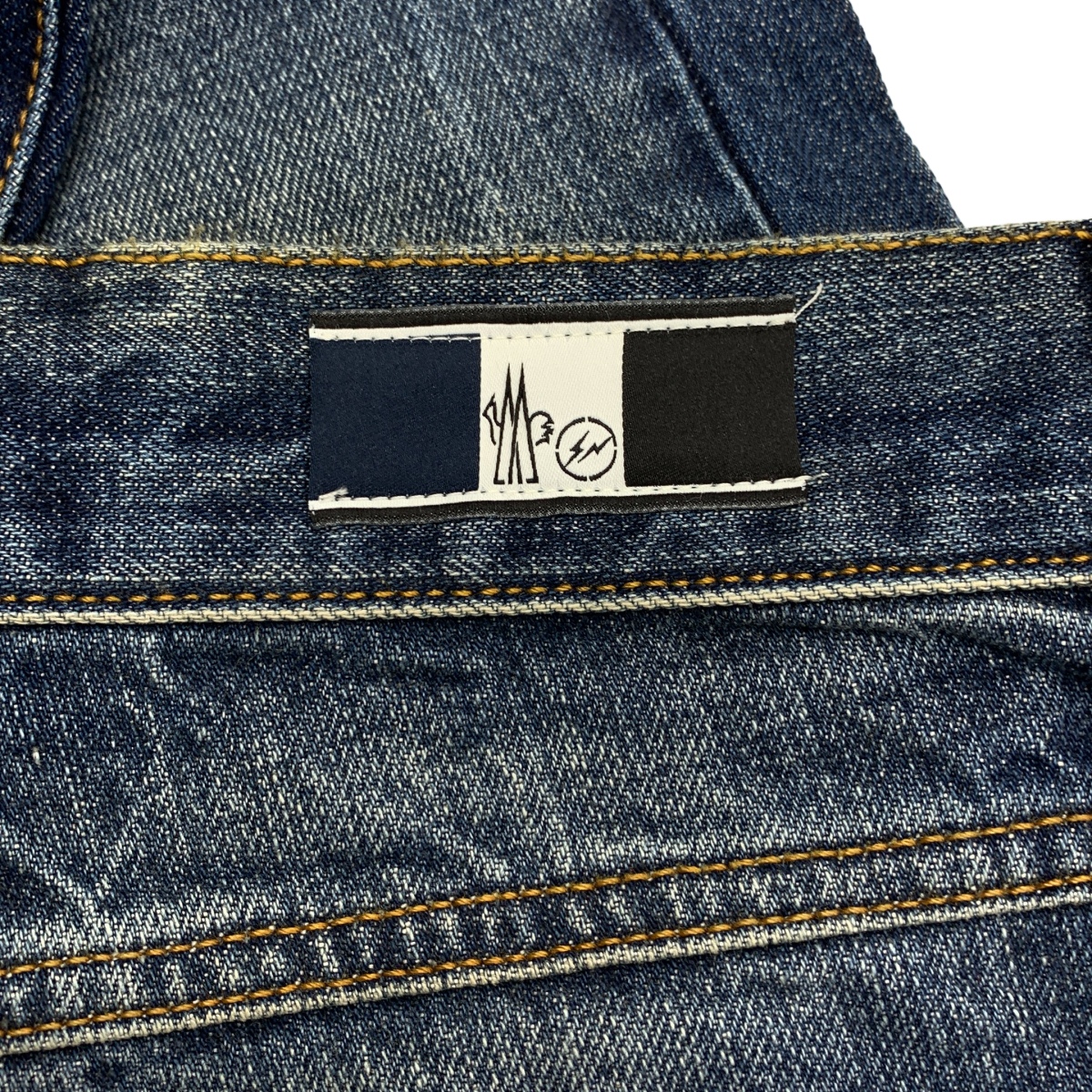 MONCLER / モンクレール ×FRAGMENT DESIGN / 刺しゅう デニムパンツ