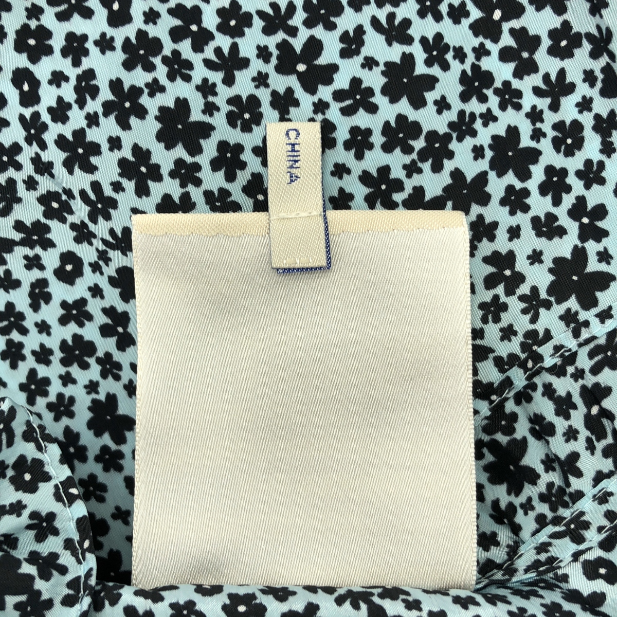 BAUM UND PFERDGARTEN / バウムウンドヘルガーデン 総柄 小花 フラワー フリル ドレス ワンピース