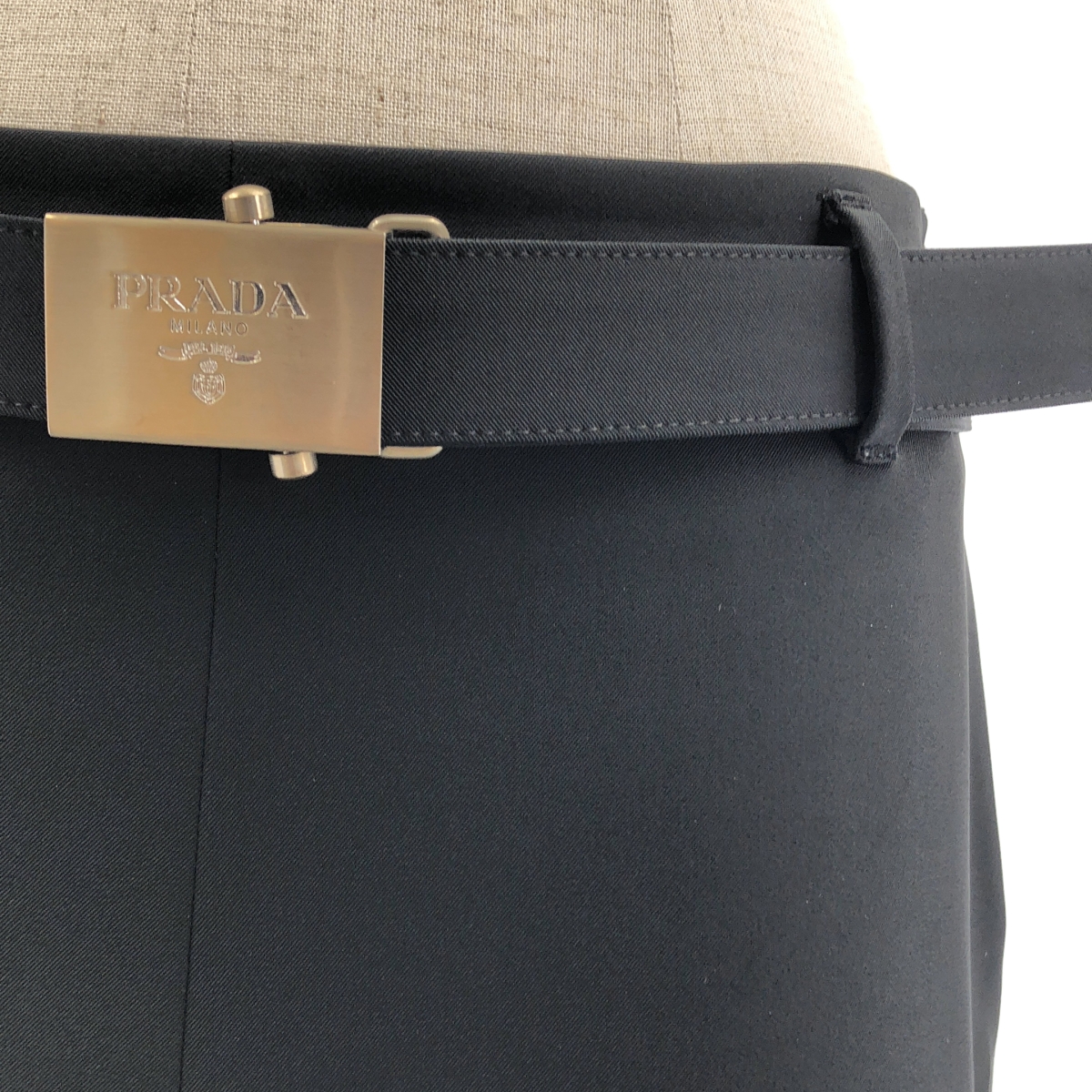 PRADA / プラダ ロゴバックル ベルト サイドジップ スカート