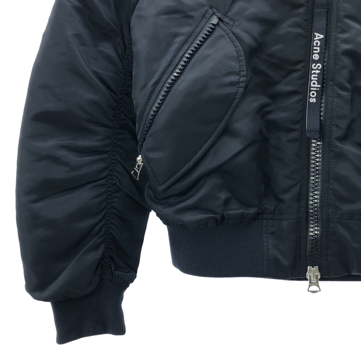 Acne Studios / アクネストゥディオズ Bomber Jacket MA-1 / ボリュームスリーブ ボンバー ジャケット ブルゾン / キルティング 総裏地
