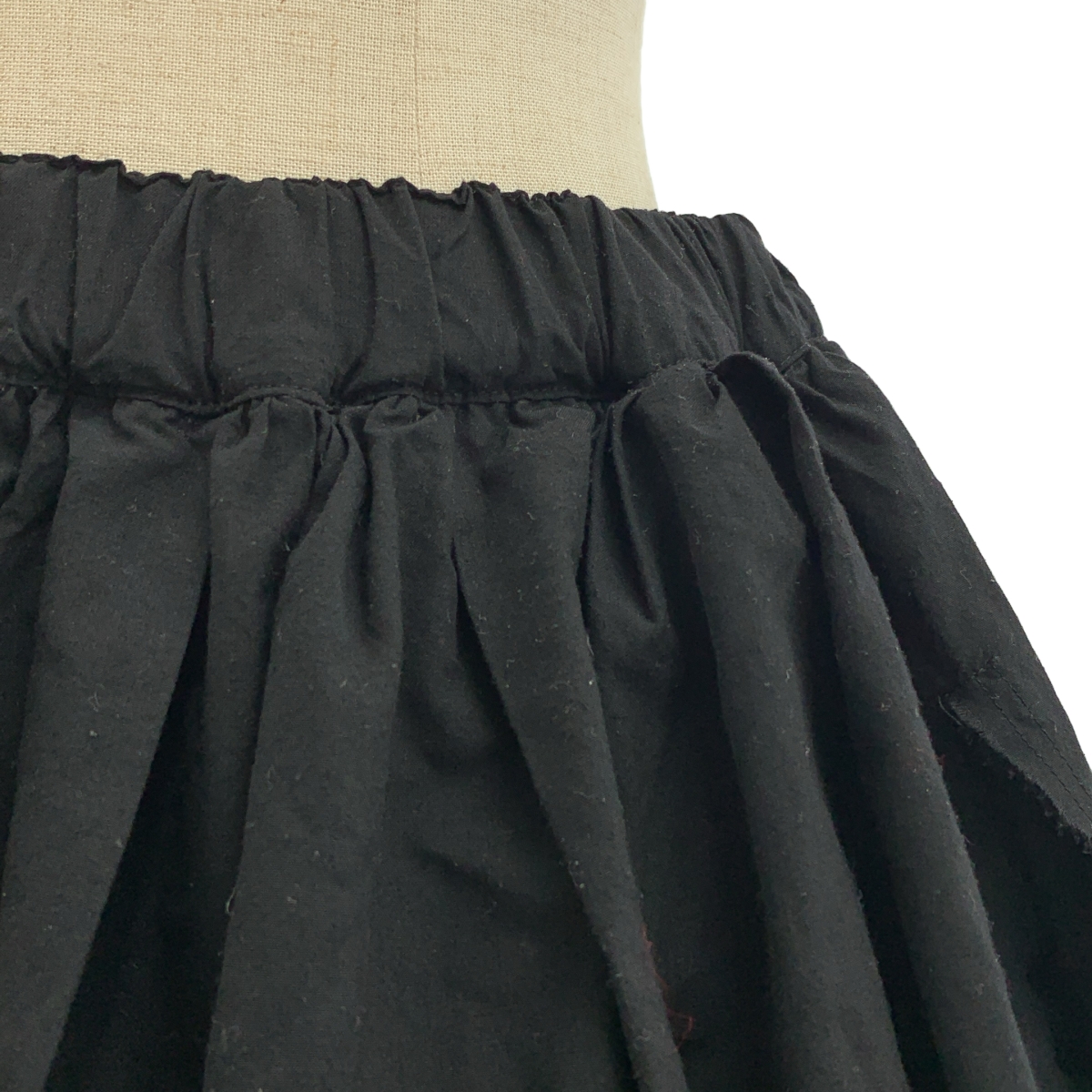 COMME des GARCONS / コムデギャルソン ポリエステル 製品加工 立体 変形 インサイドアウト ドローストリング ボリューム スカート