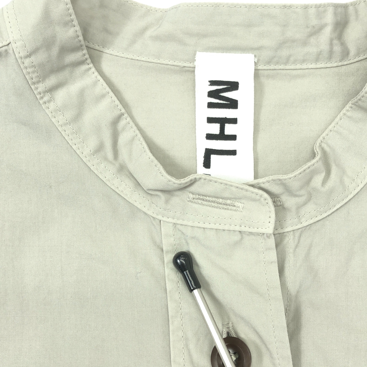 MHL. / エムエイチエルマーガレットハウエル COMPACT COTTON POLIN バンドカラー ブラウス シャツ