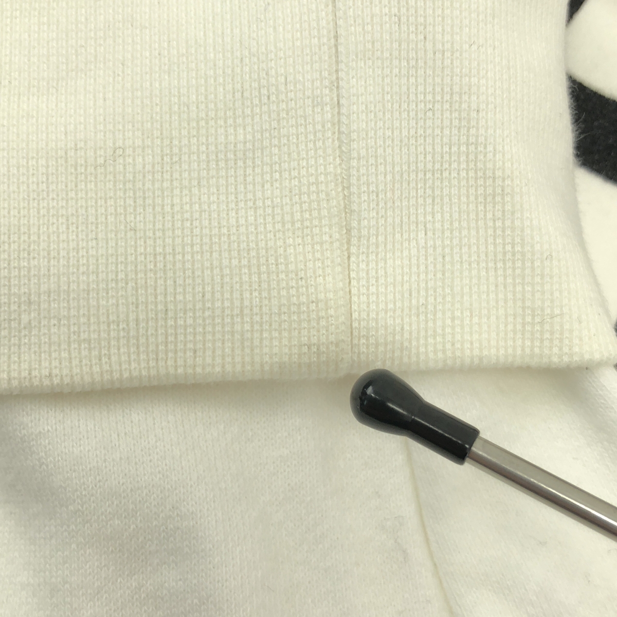 その他 ロゴ スウェット プルオーバー フーディ