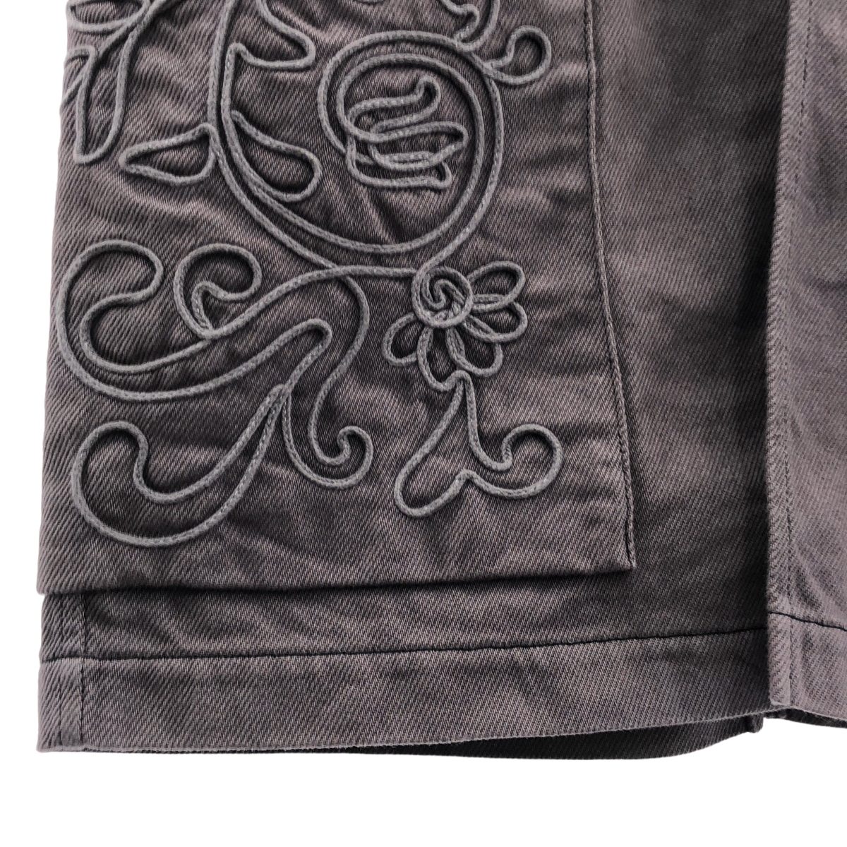 JoICEADDED / ジョイスアディッド Embroidered Vest 刺しゅう エンブロイダード ベスト