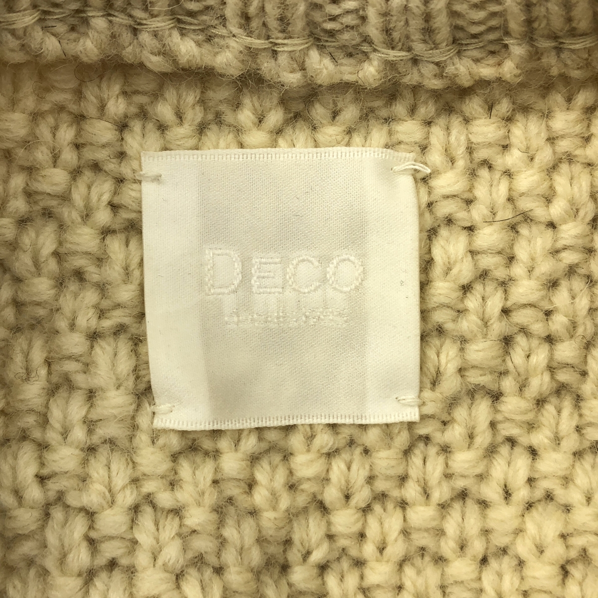 その他 ウール スリットリブスリーブ ケーブルニット セーター