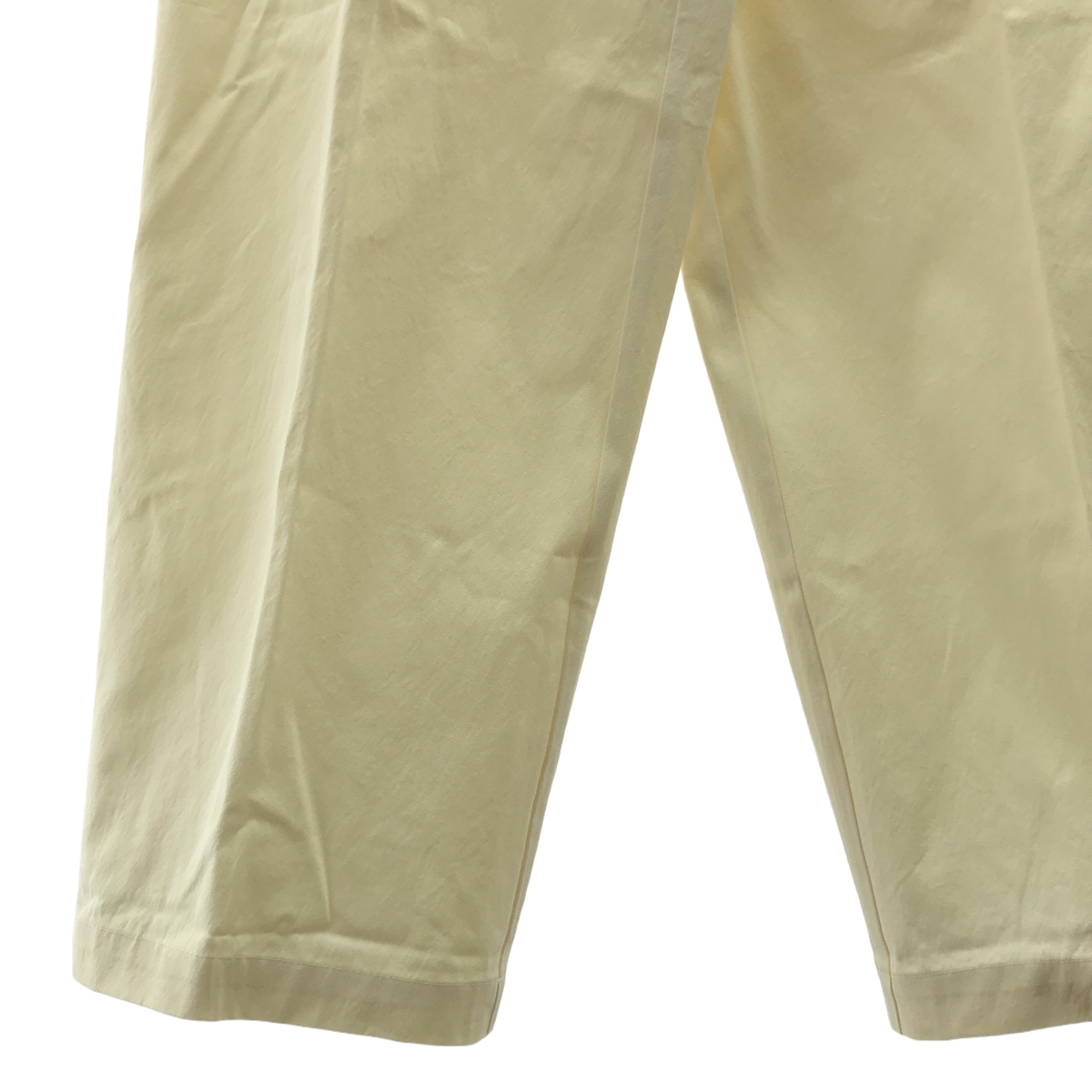 その他 コットン タック チノ ワイドパンツ