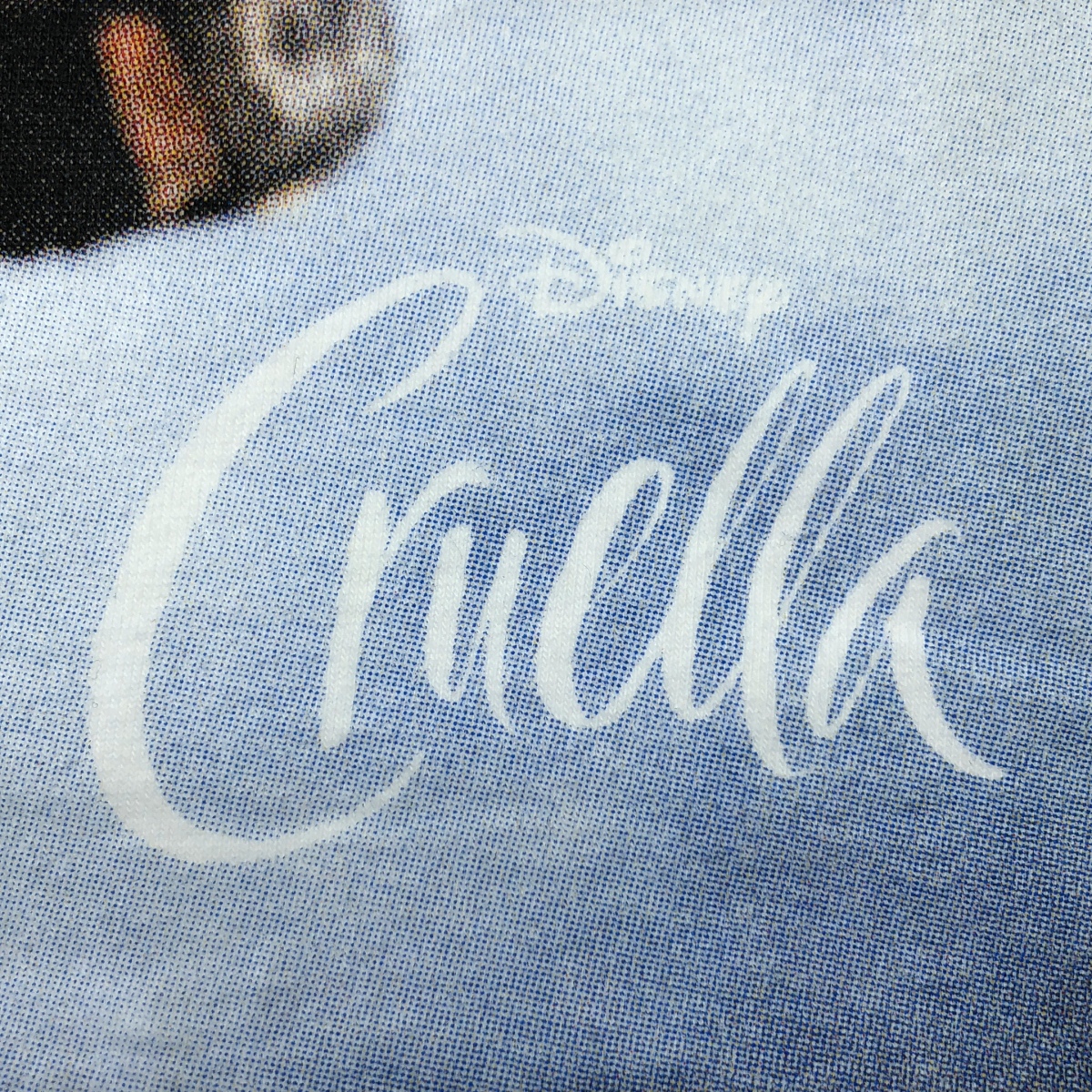 COMME des GARCONS COMME des GARCONS / コムコム × Disney / ディズニー クルエラ プリント クルーネック Tシャツ カットソー