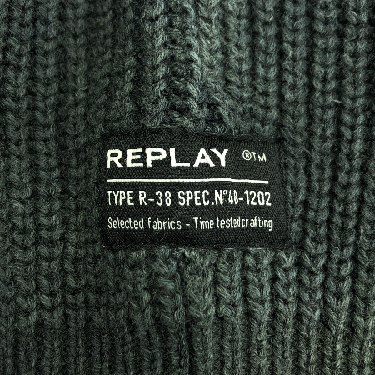 その他 ワッペンロゴ ニット セーター